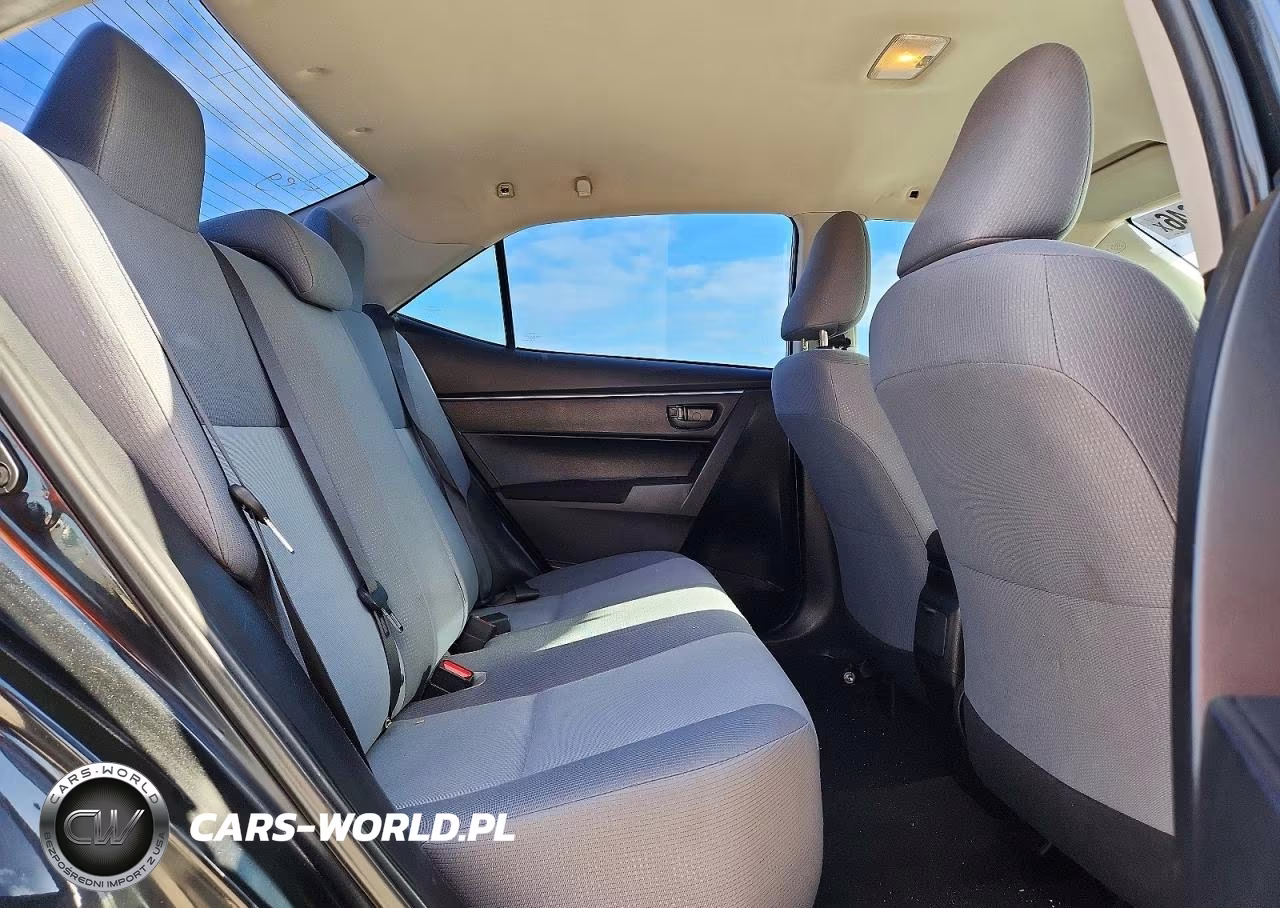 2015 Toyota Corolla L VIN:2T1BURHE3FC468210 - 10