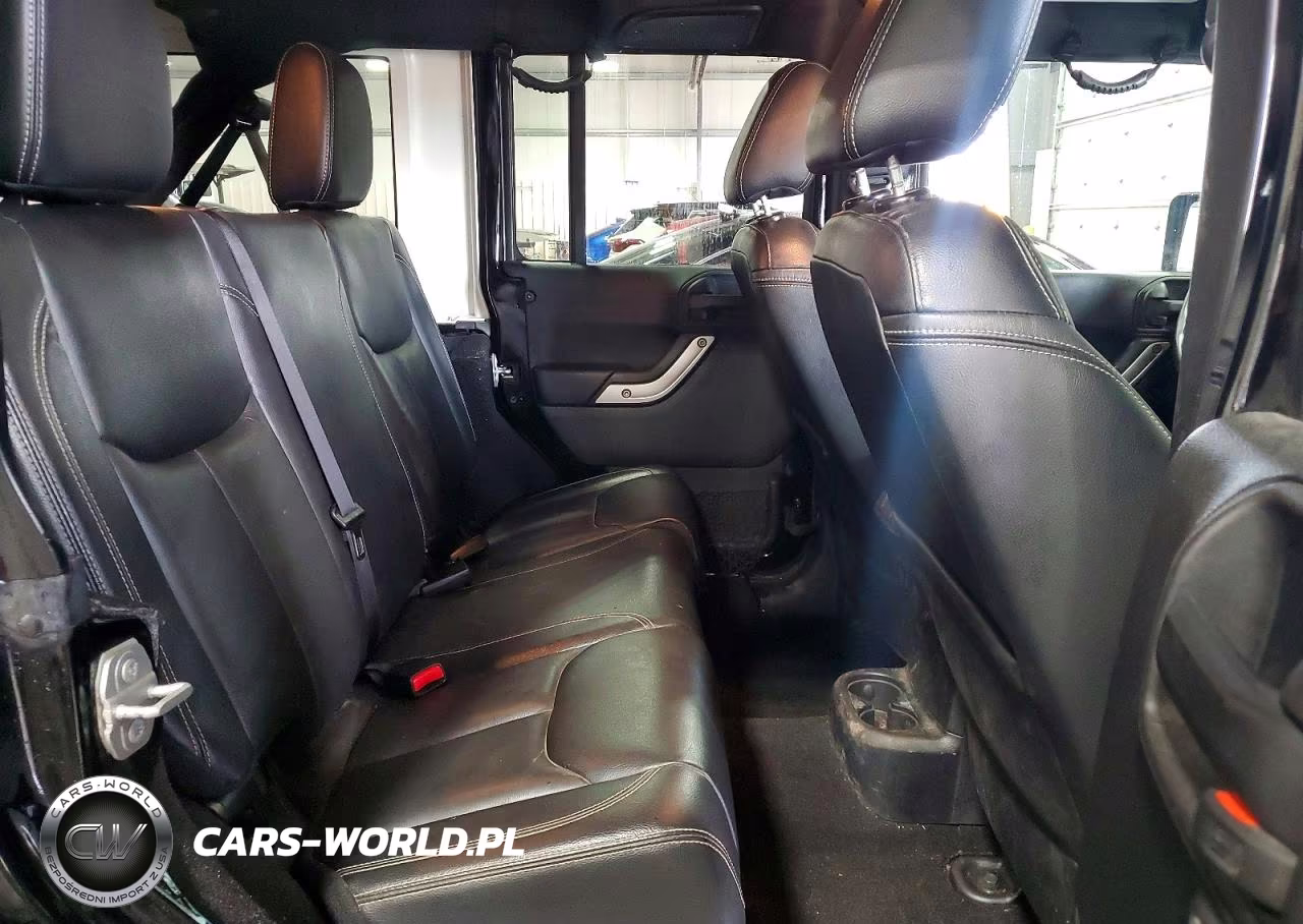 2016 Jeep Wrangler Unlimited Sahara VIN:1C4BJWEG5GL227174 - 10