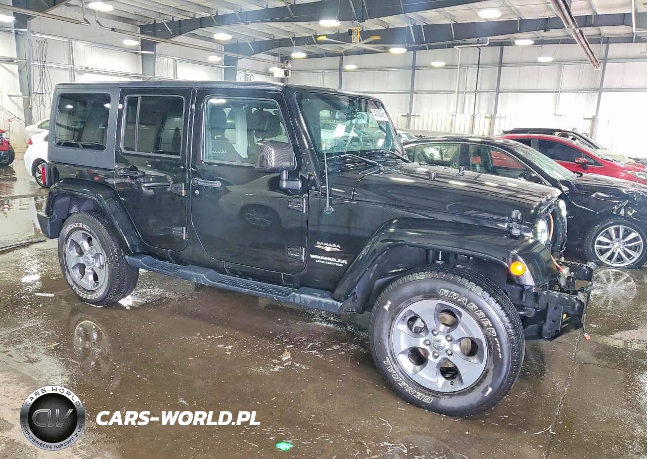 2016 Jeep Wrangler Unlimited Sahara VIN:1C4BJWEG5GL227174 - 4