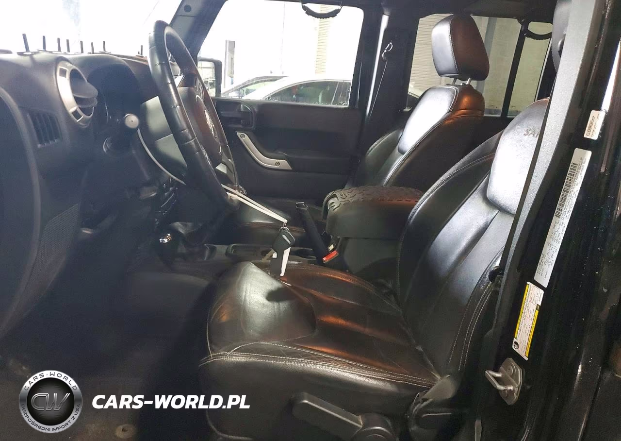 2016 Jeep Wrangler Unlimited Sahara VIN:1C4BJWEG5GL227174 - 7
