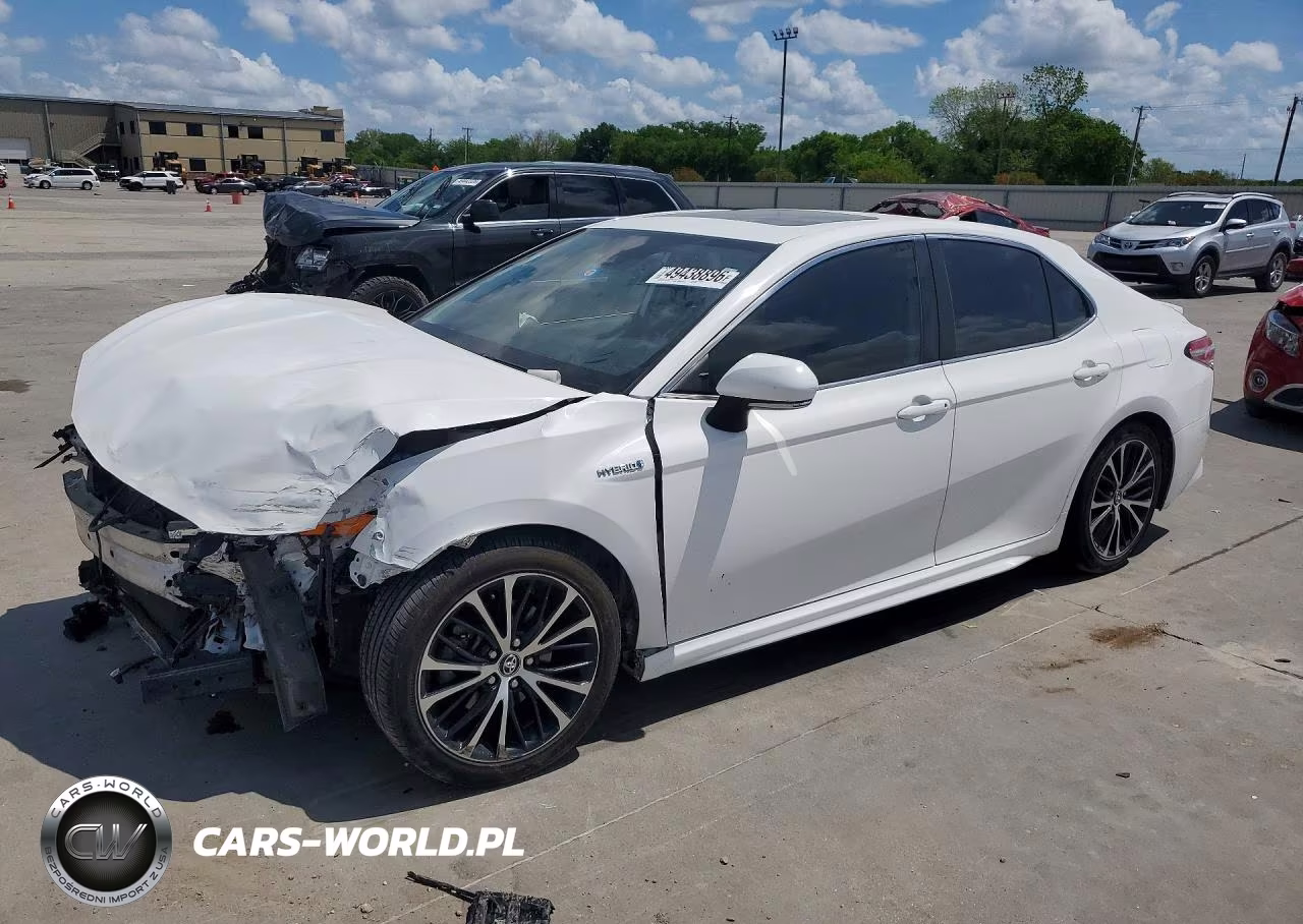 2020 Toyota Camry Se – zdjęcie 1 z 13