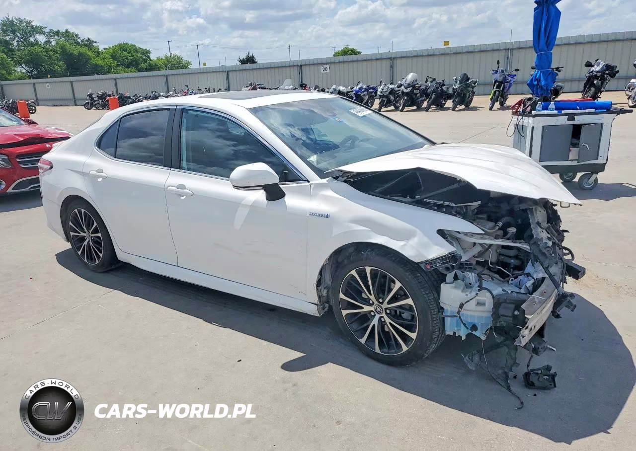 2020 Toyota Camry Se VIN:4T1J31AK5LU011697 - 4