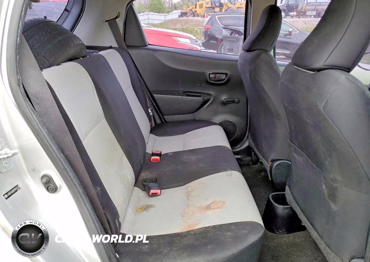 2014 Toyota Yaris 5-Door L VIN:JTDKTUD30ED591118 - 10
