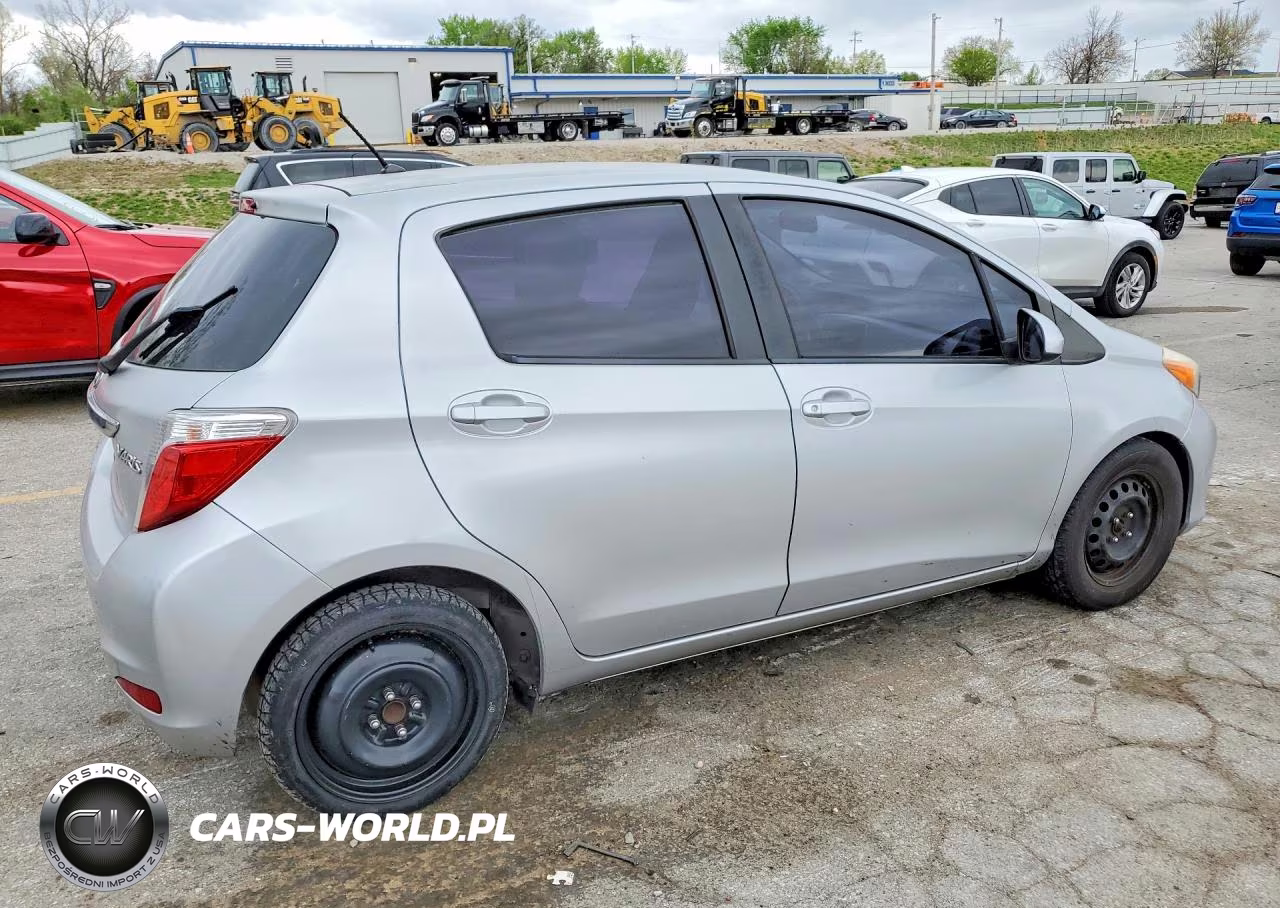 2014 Toyota Yaris 5-Door L VIN:JTDKTUD30ED591118 - 3