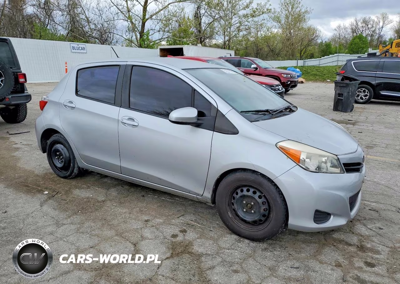 2014 Toyota Yaris 5-Door L VIN:JTDKTUD30ED591118 - 4