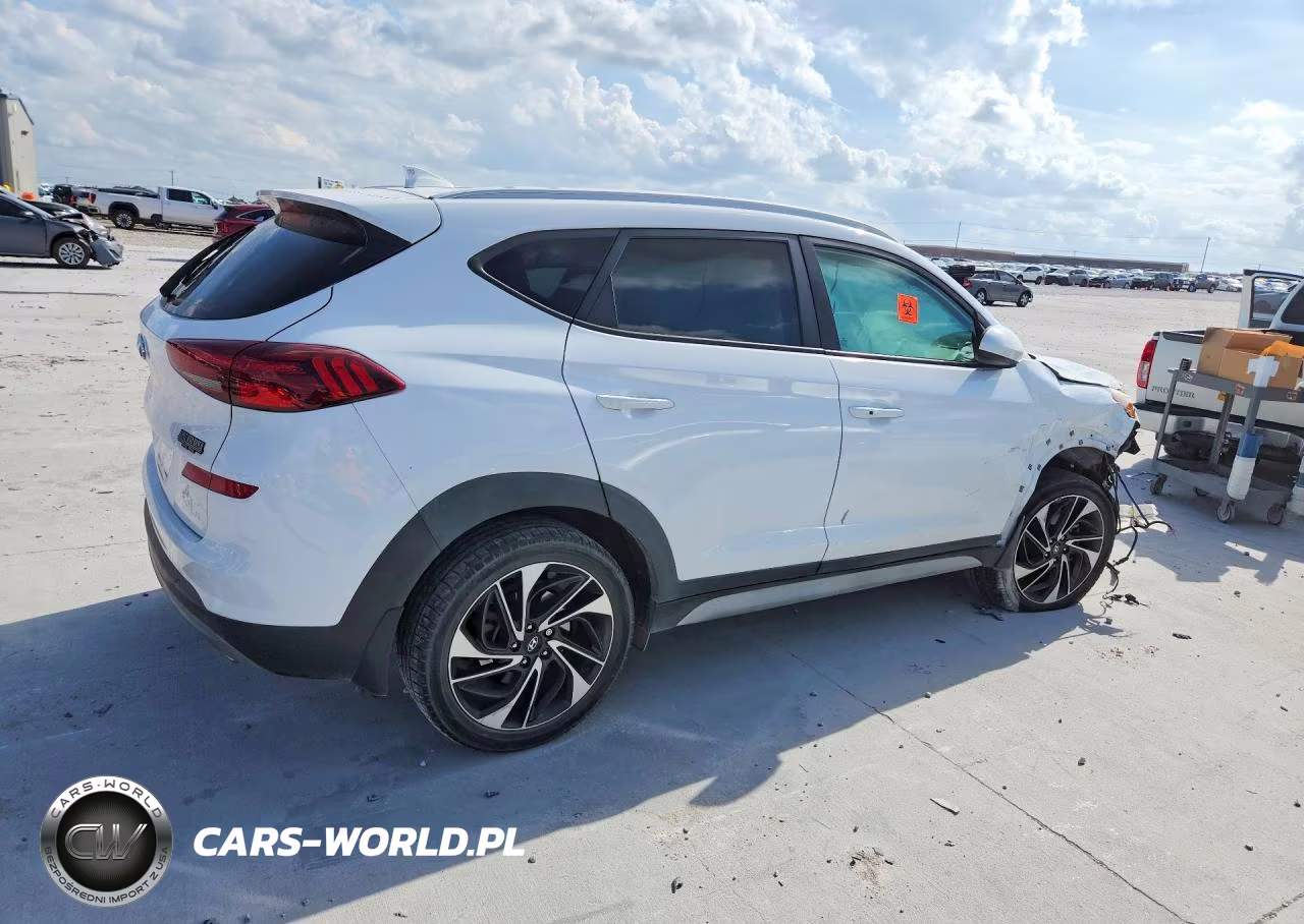 2019 Hyundai Tucson Sport VIN:KM8J33AL3KU985293 - 3