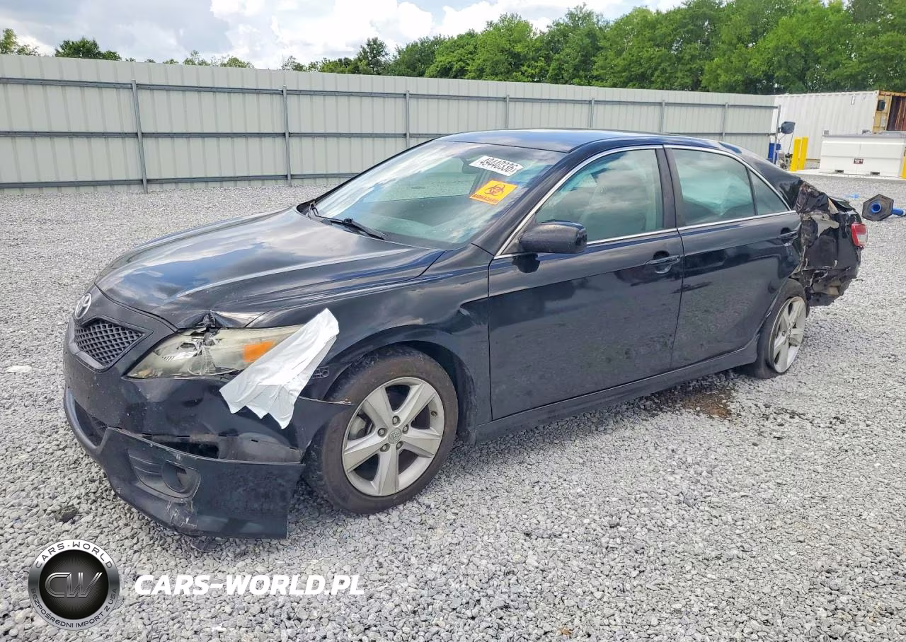 2010 Toyota Camry Se – zdjęcie 1 z 12
