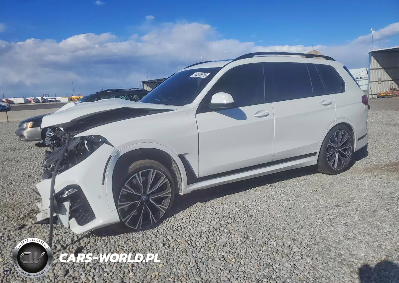 2022 BMW X7 M50I – zdjęcie 1 z 14