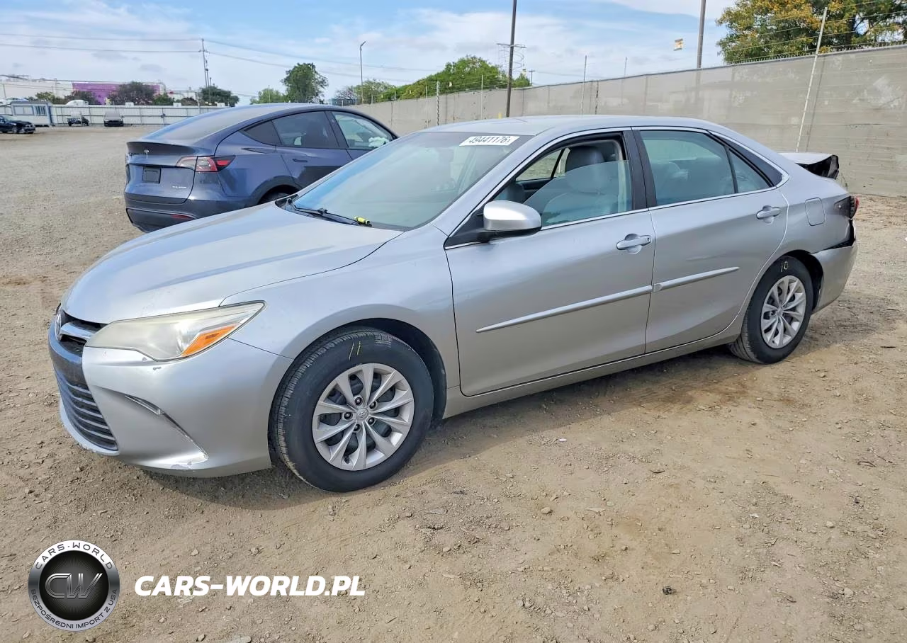 2015 Toyota Camry Le