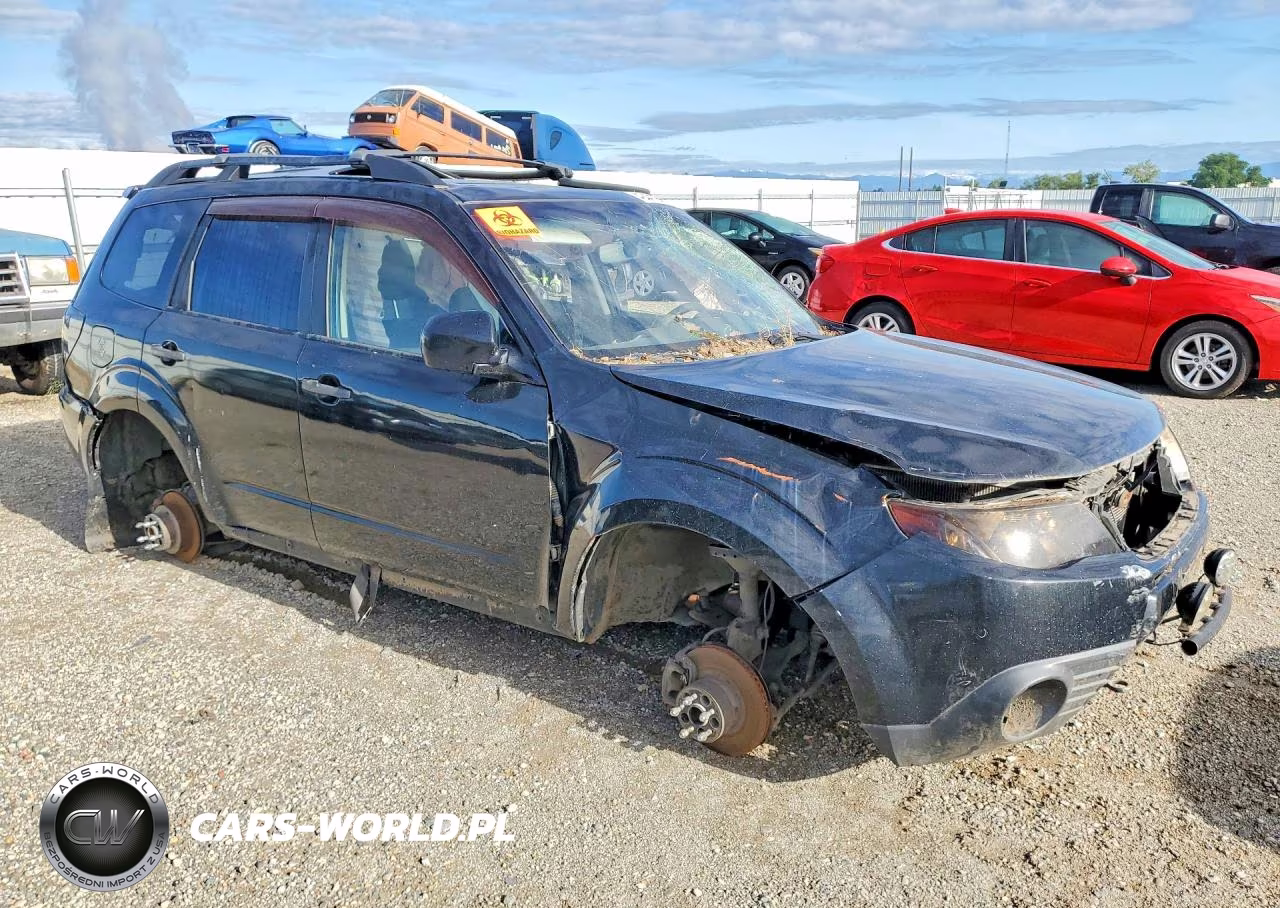 2012 Subaru Forester 2.5X Premium VIN:JF2SHADC4CH404051 - 4