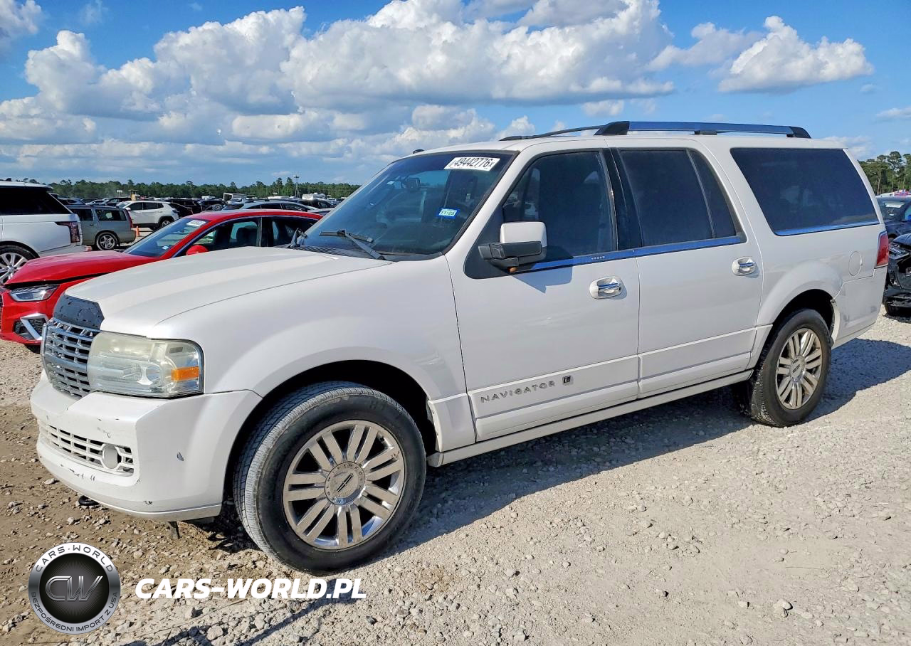 2011 Lincoln Navigator L