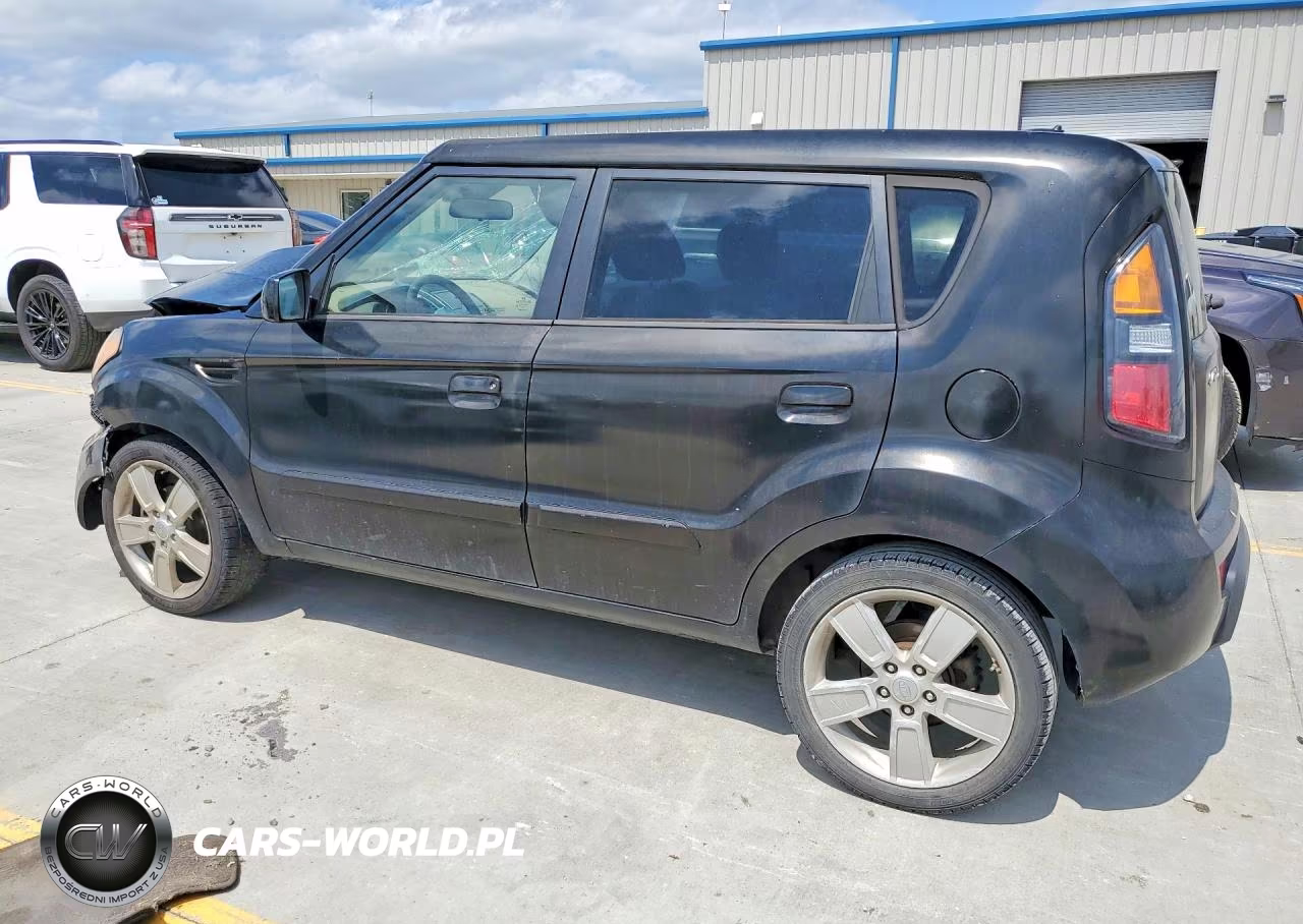 2010 Kia Soul + VIN:KNDJT2A27A7136349 - 2