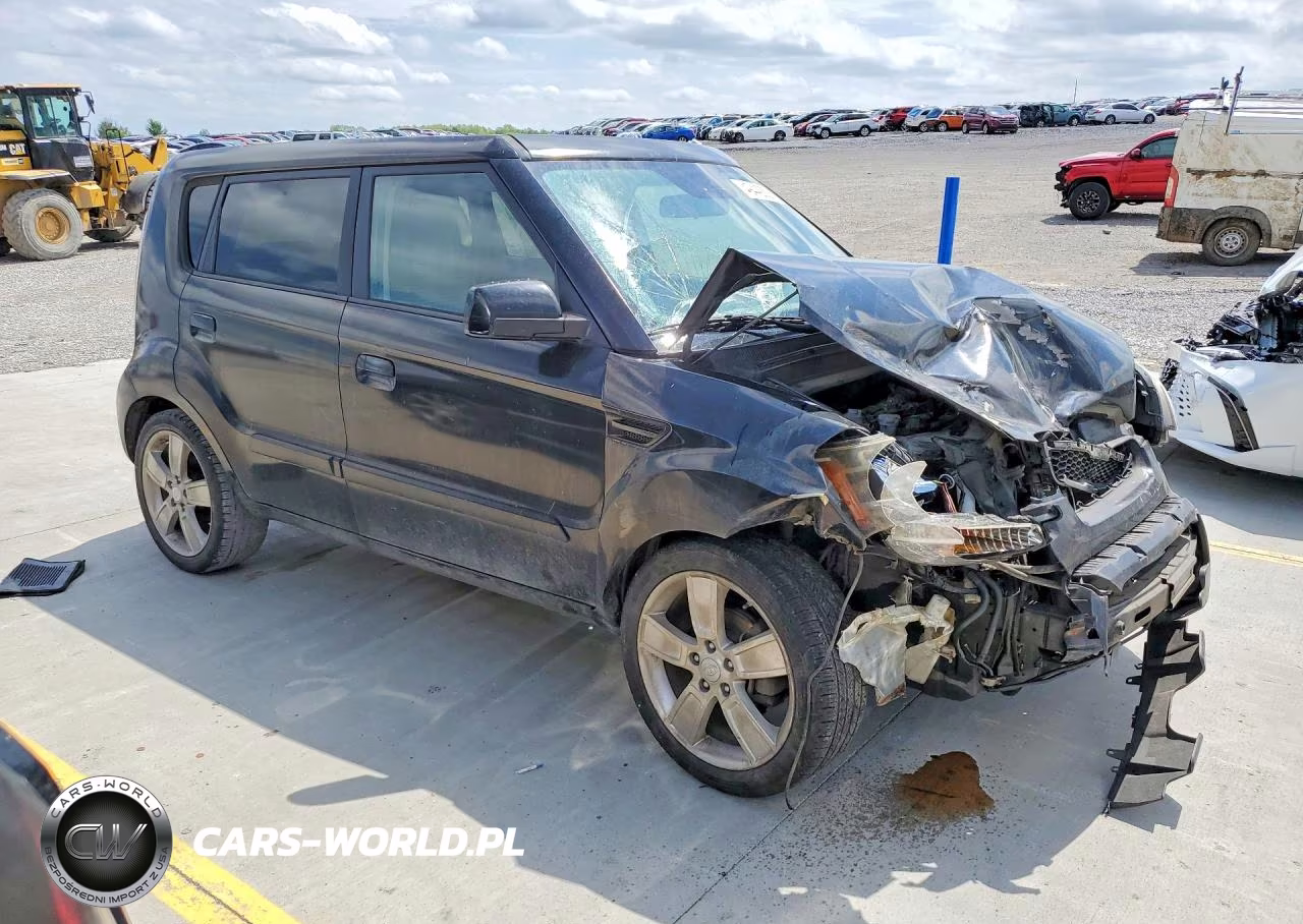 2010 Kia Soul + VIN:KNDJT2A27A7136349 - 4