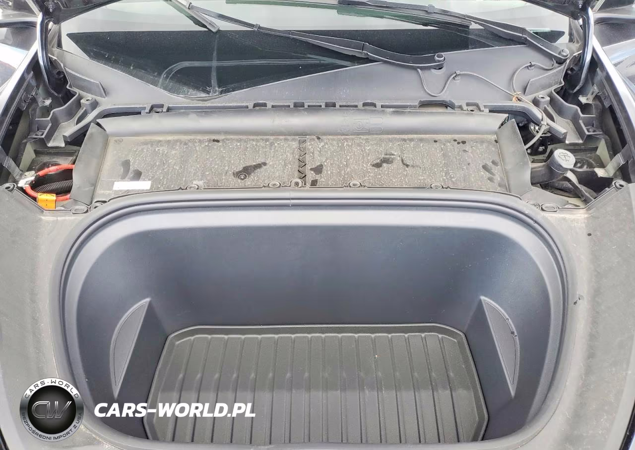 2025 Tesla Model Y VIN:7SAYGDED2SF314063 - 12