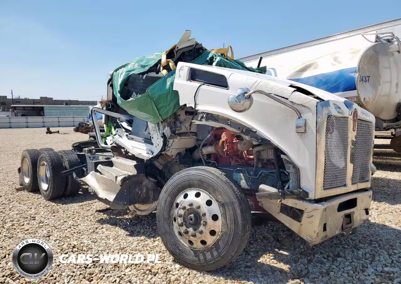 2025 Kenworth T800 Semi Truck