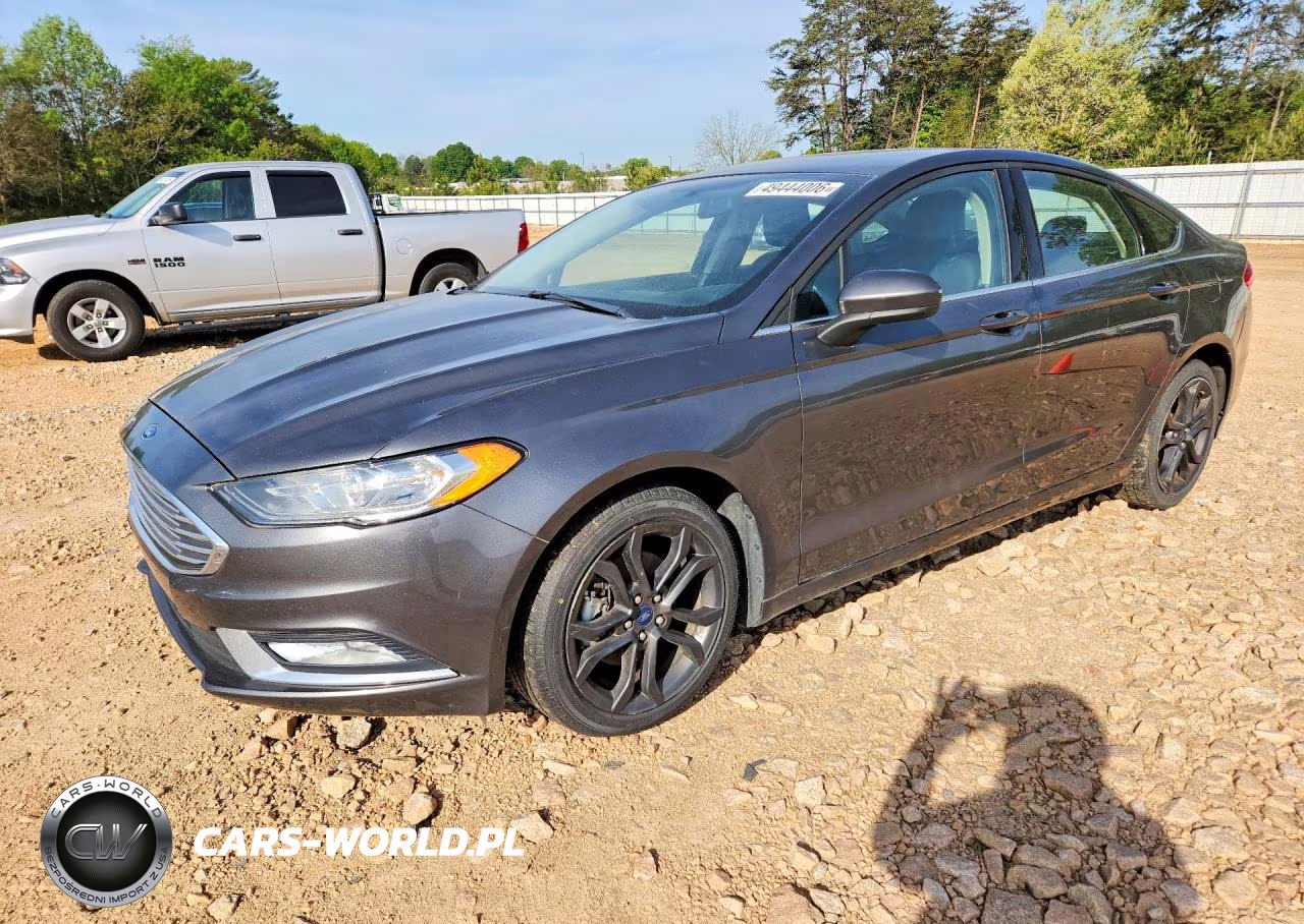2018 Ford Fusion Se – zdjęcie 1 z 12
