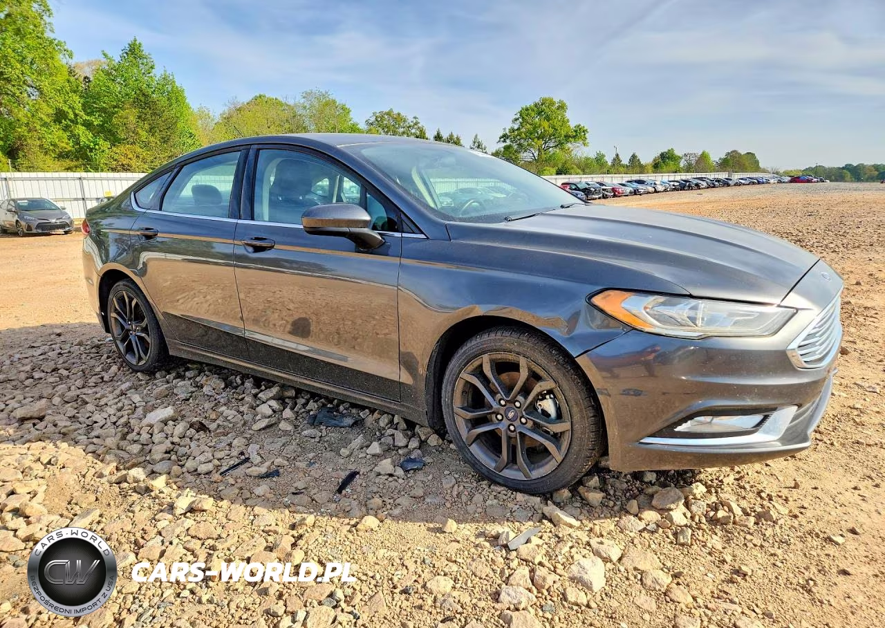 2018 Ford Fusion Se VIN:3FA6P0HD3JR251339 - 4