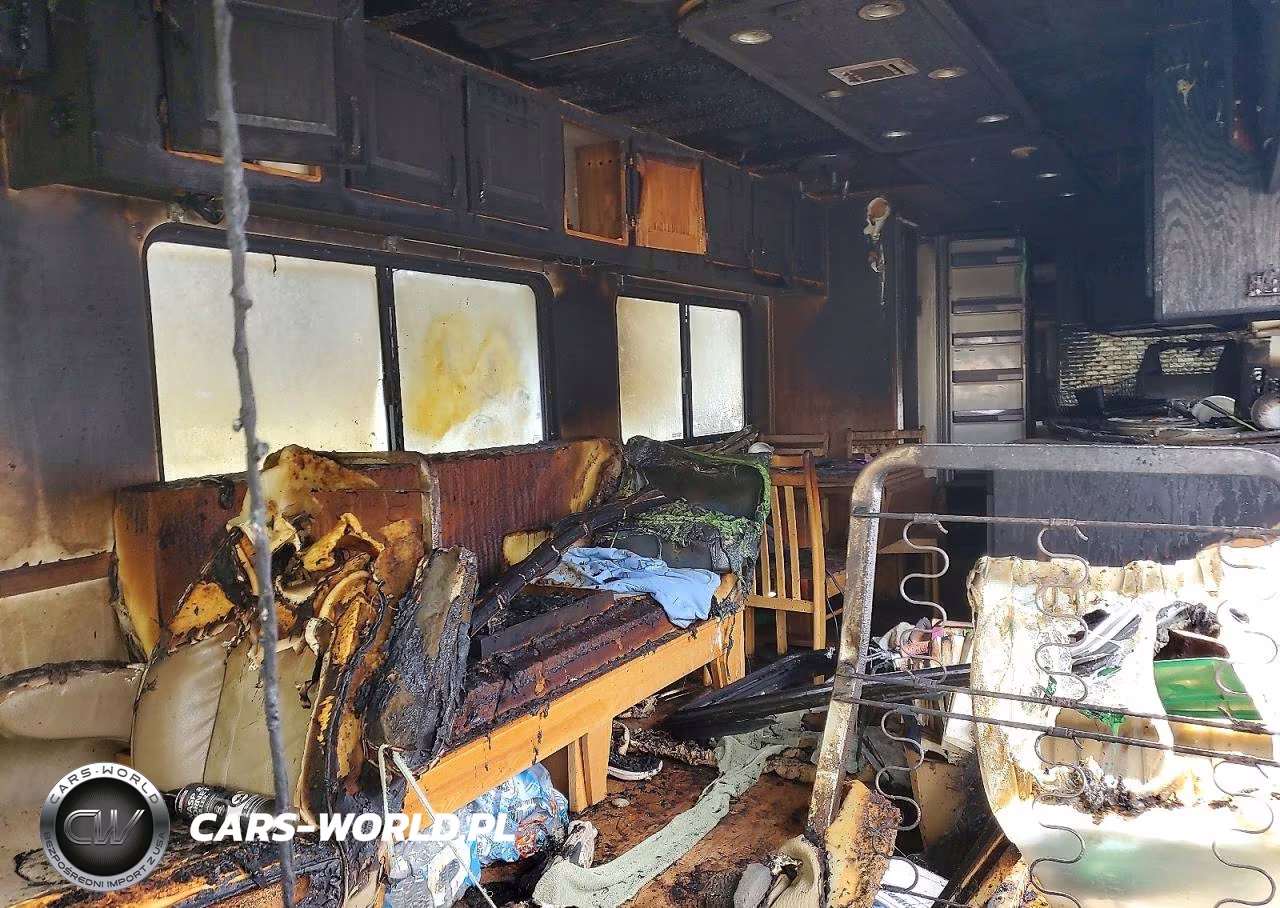 1994 Spartan Motors Motorhome VIN:4S7NT9K03RC015360 - 10