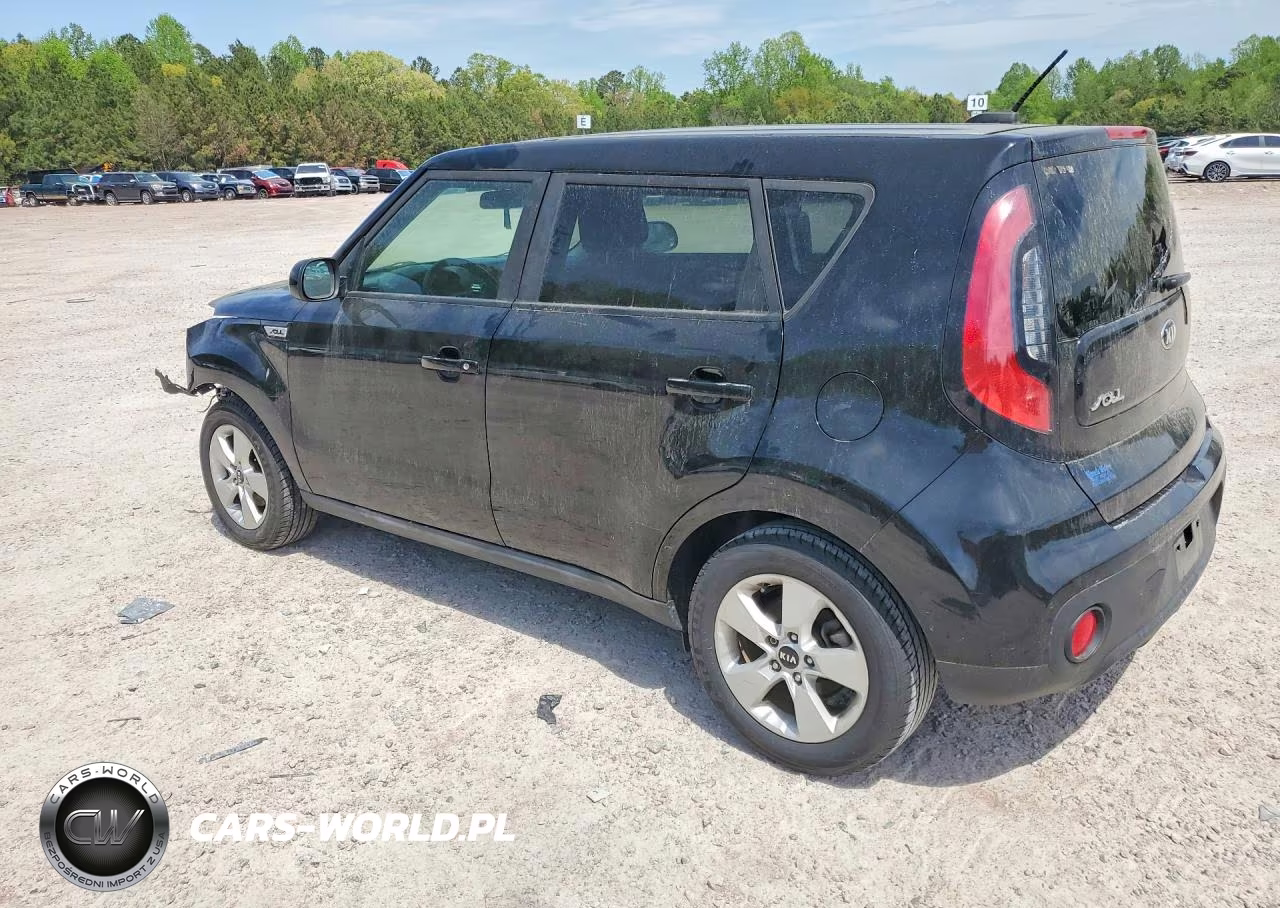 2018 Kia Soul Base VIN:KNDJN2A26J7621379 - 2