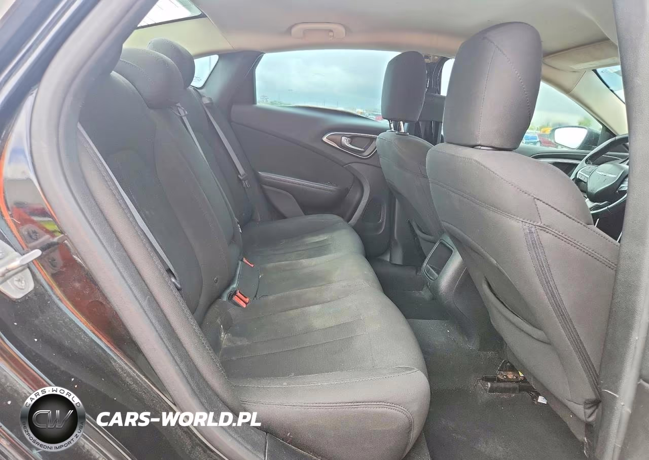 2015 Chrysler 200 Limited VIN:1C3CCCAB9FN654713 - 10