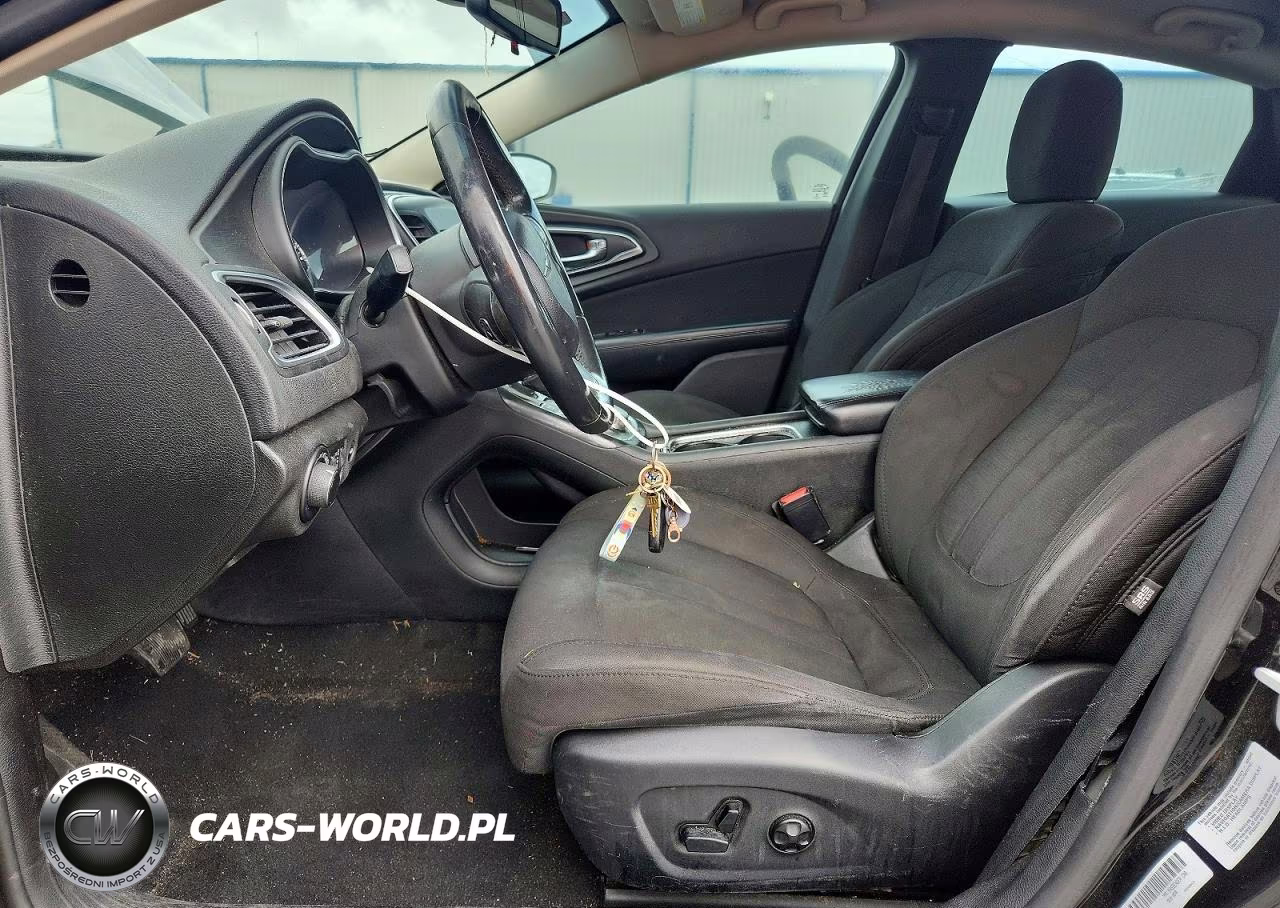 2015 Chrysler 200 Limited VIN:1C3CCCAB9FN654713 - 7