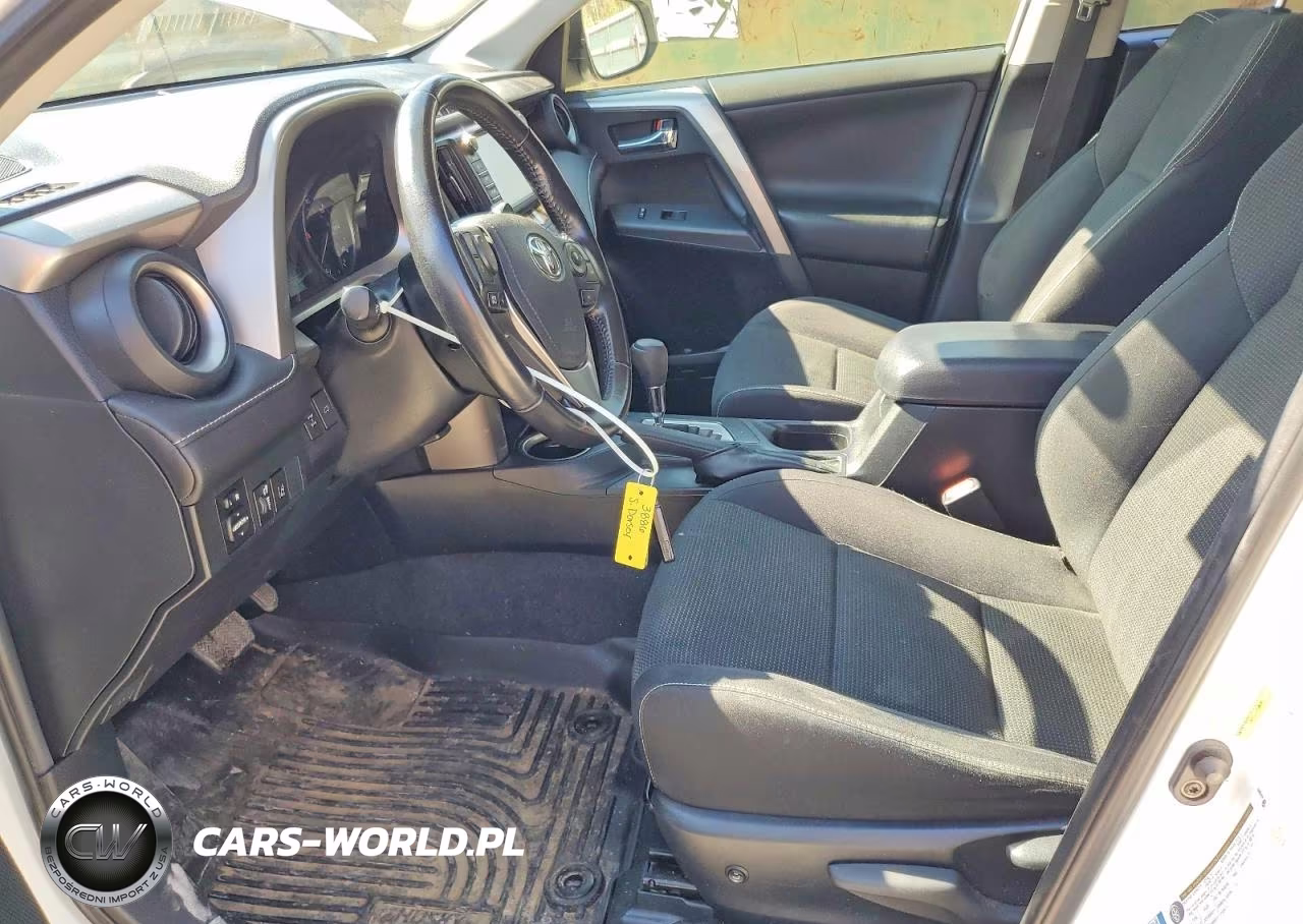 2017 Toyota Rav4 Xle VIN:JTMRFREV9HD202287 - 7