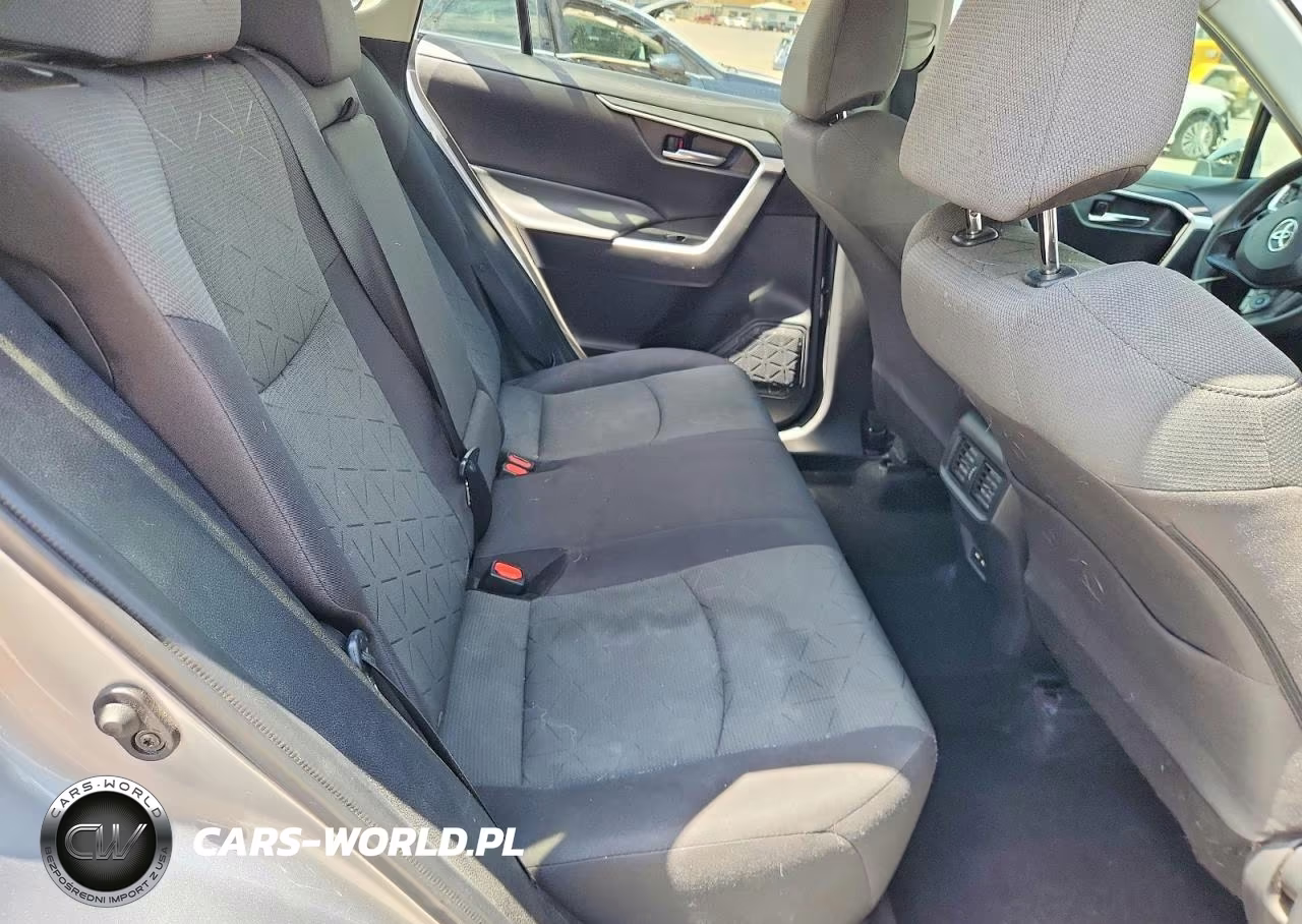 2021 Toyota Rav4 Xle VIN:2T3W1RFV6MC097996 - 10