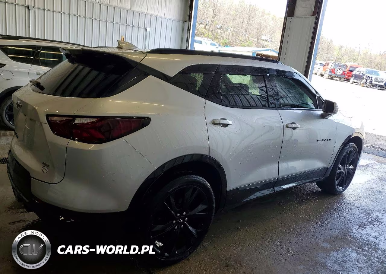 2020 Chevrolet Blazer Rs VIN:3GNKBKRS0LS632892 - 3