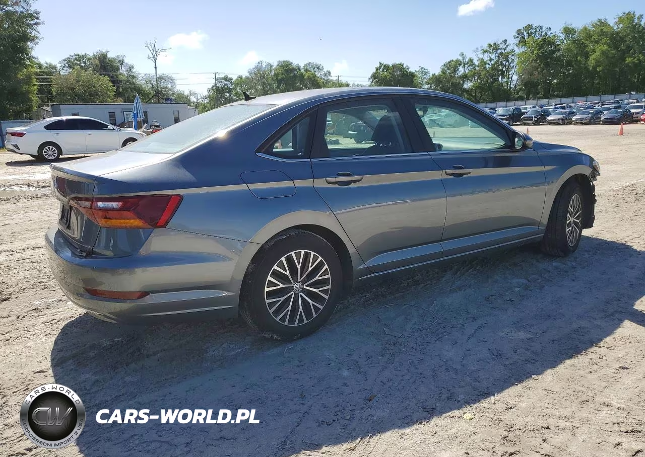 2019 Volkswagen Jetta S VIN:3VWCB7BU0KM243806 - 3