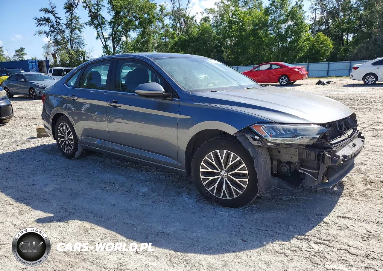 2019 Volkswagen Jetta S VIN:3VWCB7BU0KM243806 - 4