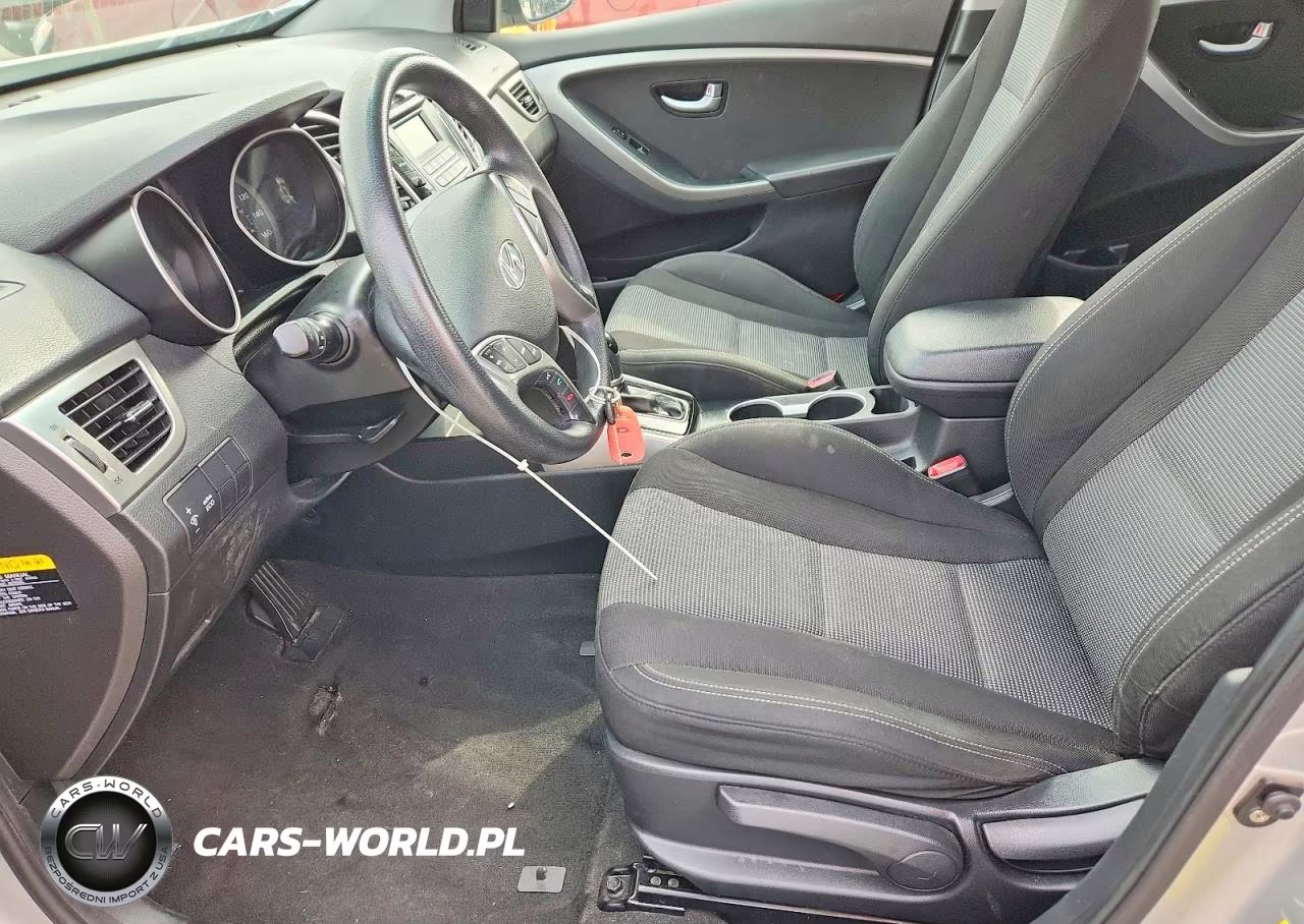 2017 Hyundai Elantra Gt Base VIN:KMHD35LH3HU361777 - 7