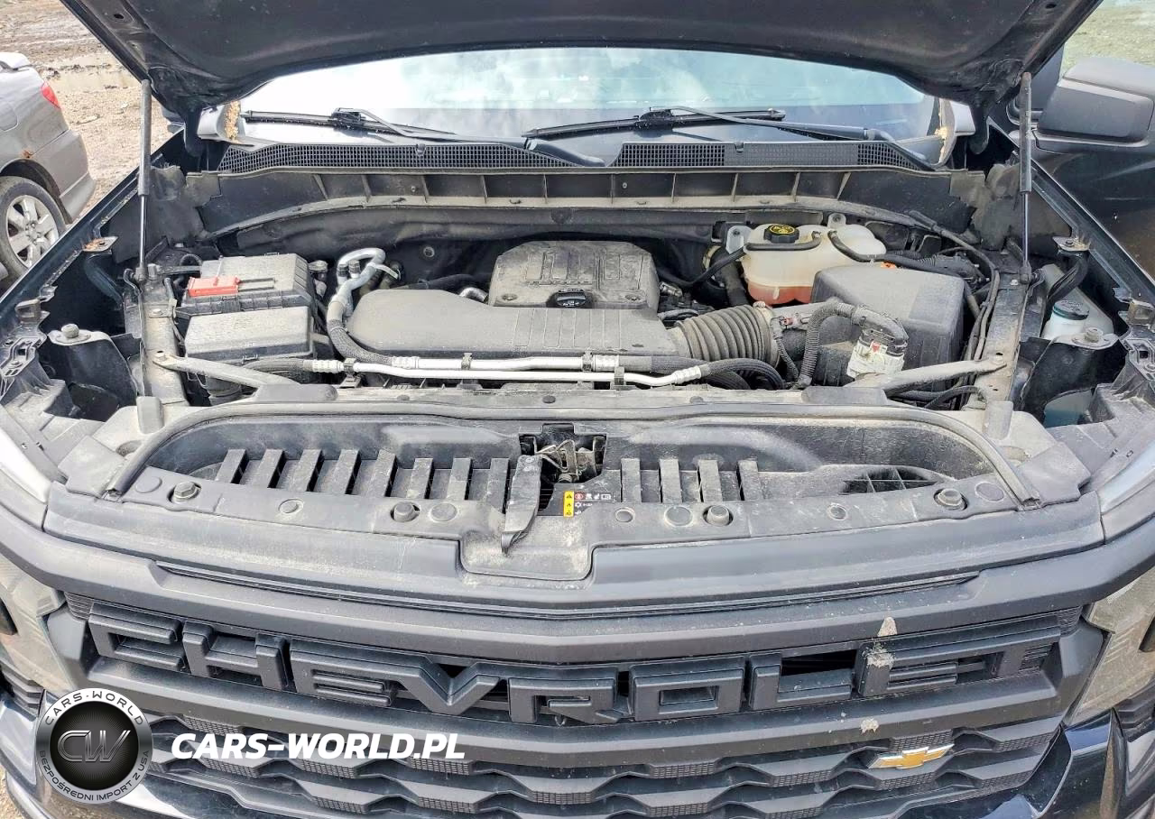 2022 Chevrolet Silverado K1500 Custom VIN:1GCRDBEK7NZ637150 - 11