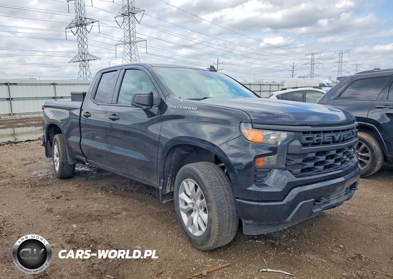 2022 Chevrolet Silverado K1500 Custom VIN:1GCRDBEK7NZ637150 - 4