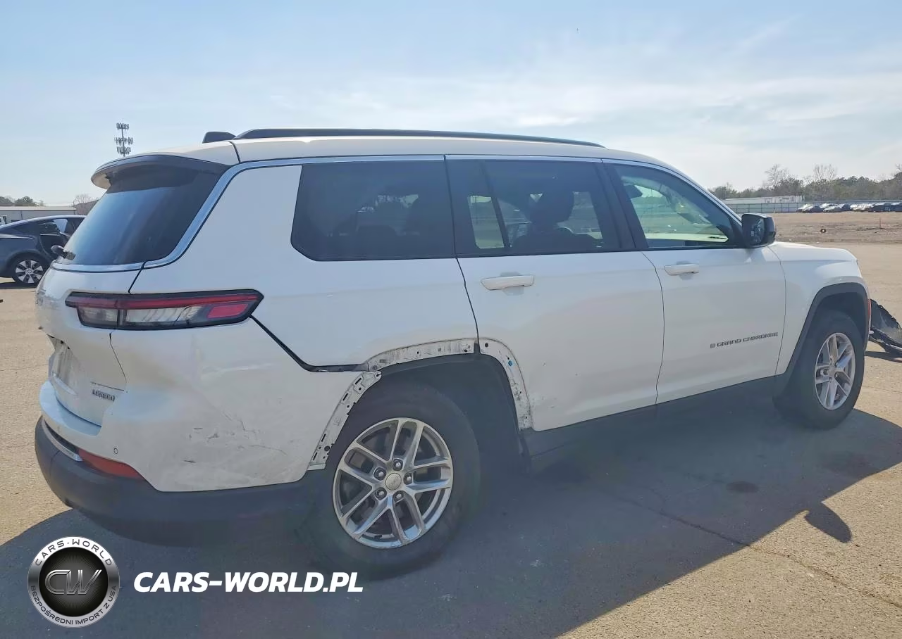 2024 Jeep Grand Cherokee L Laredo VIN:1C4RJKAGXR8533533 - 3