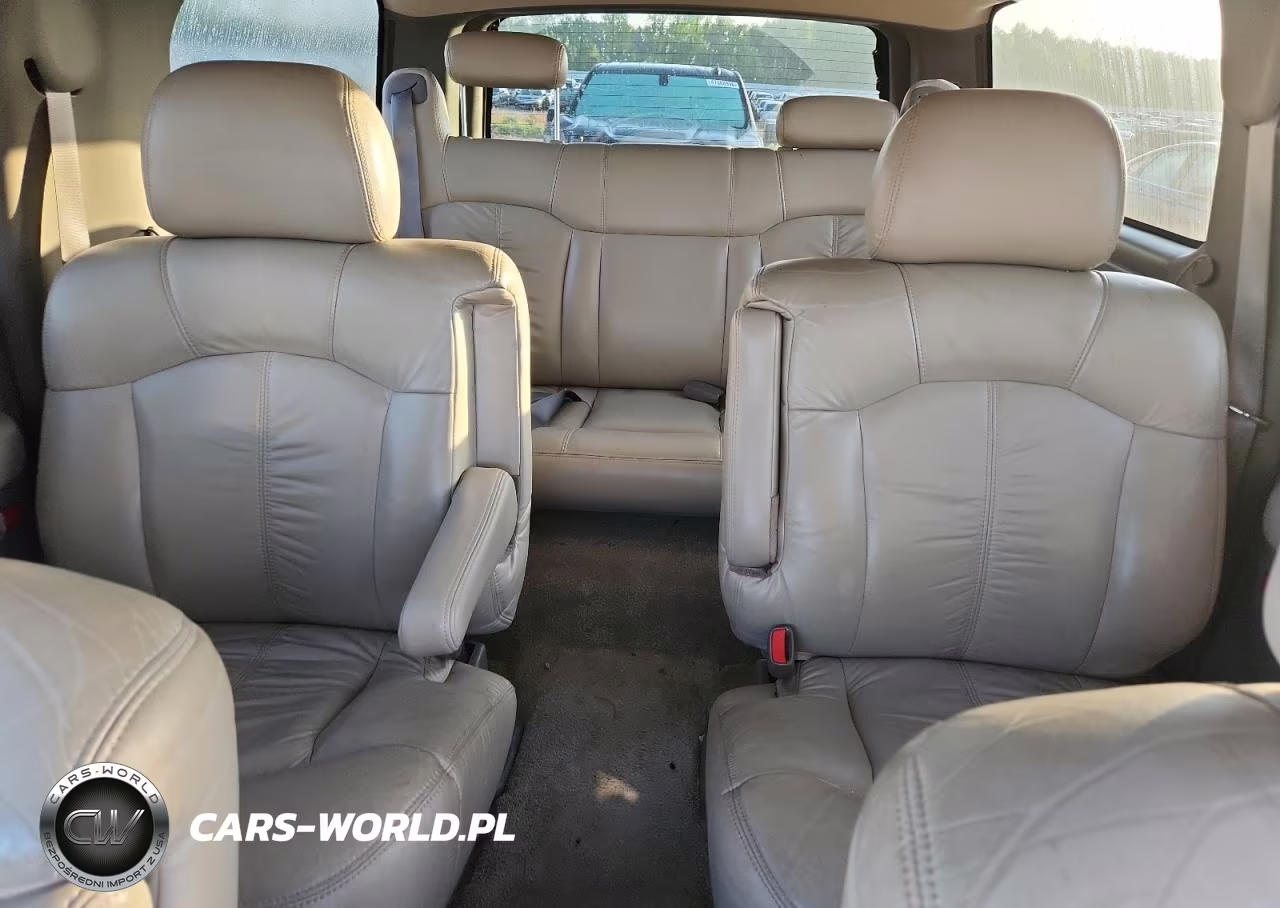 2001 Chevrolet Suburban C1500 VIN:3GNEC16T41G110073 - 10