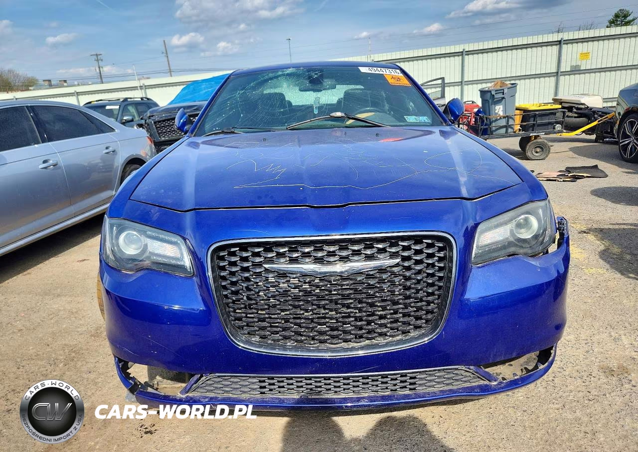 2018 Chrysler 300 S VIN:2C3CCAGG2JH267784 - 5
