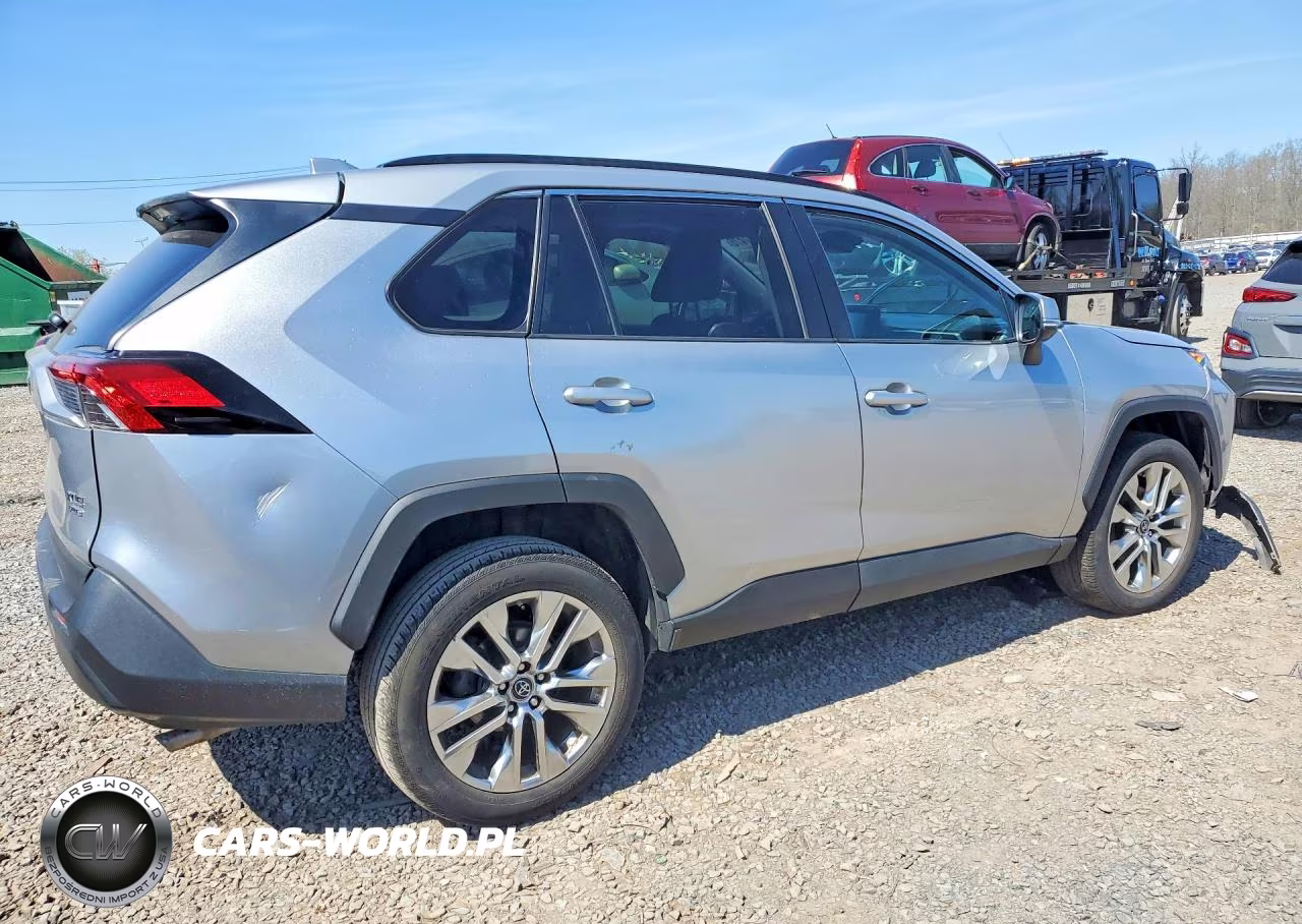 2019 Toyota Rav4 Xle Premium VIN:2T3A1RFV0KW065289 - 3