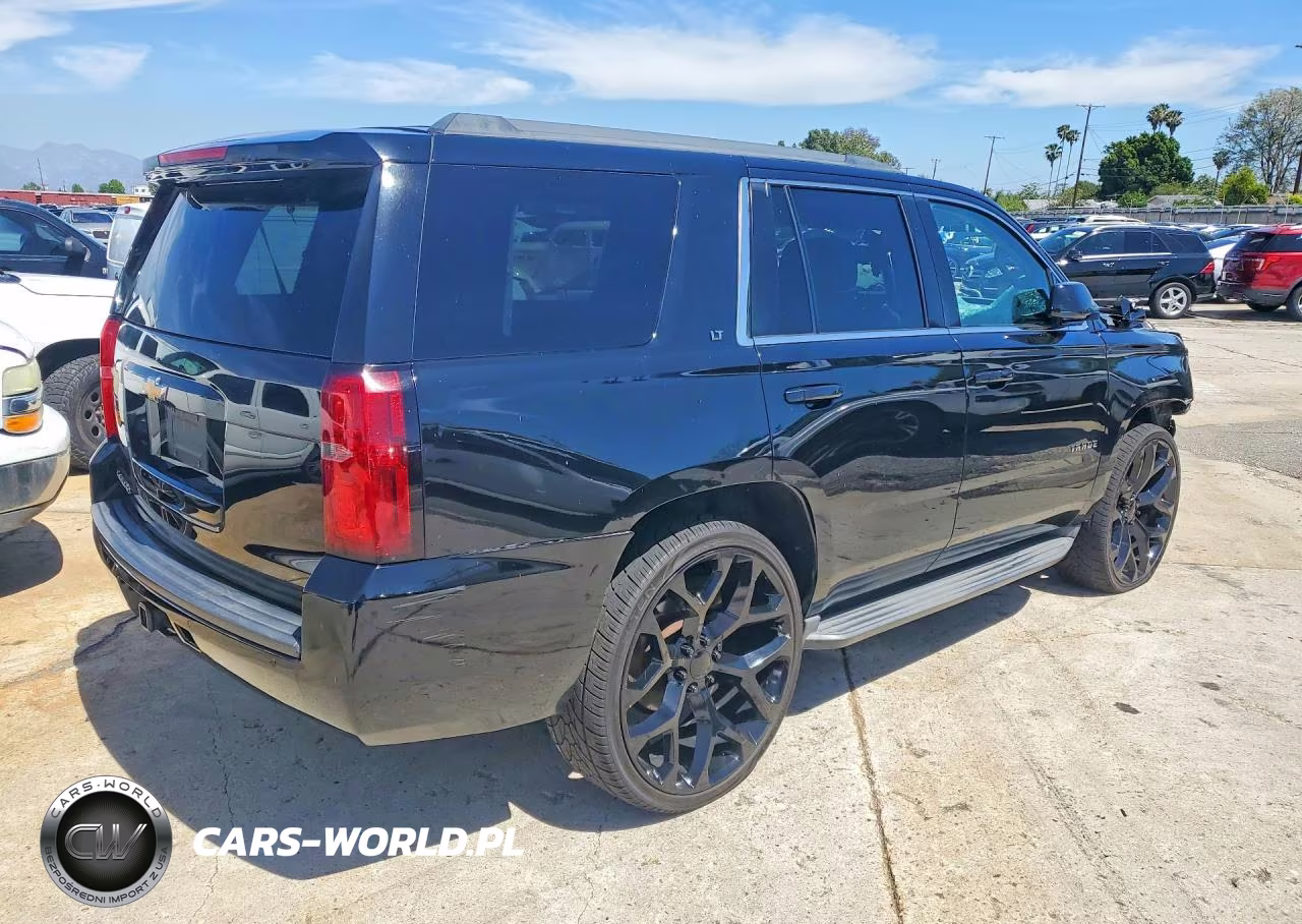 2015 Chevrolet Tahoe C1500 Lt VIN:1GNSCBKC7FR538029 - 3