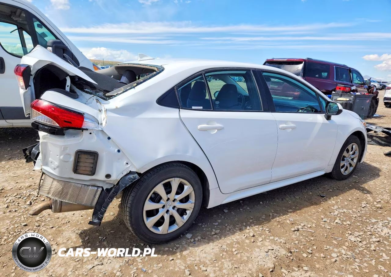 2022 Toyota Corolla Le VIN:5YFEPMAE2NP322557 - 3