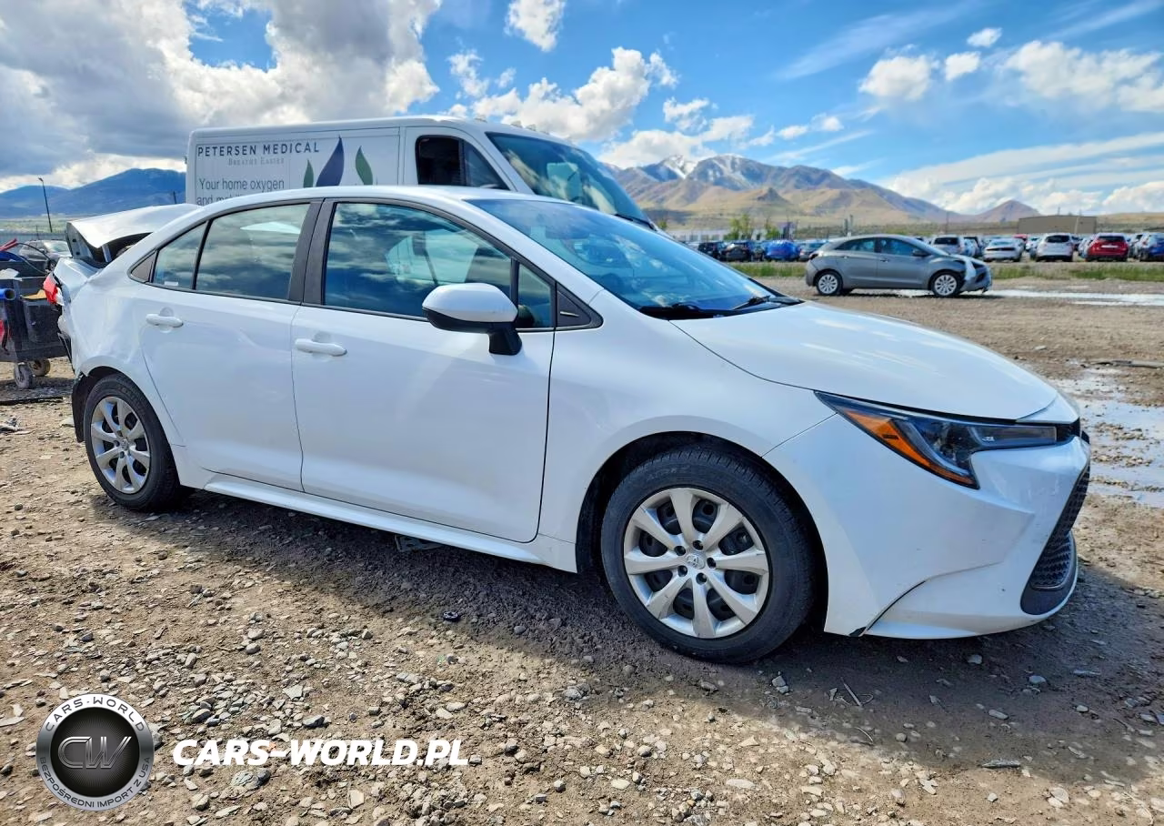 2022 Toyota Corolla Le VIN:5YFEPMAE2NP322557 - 4