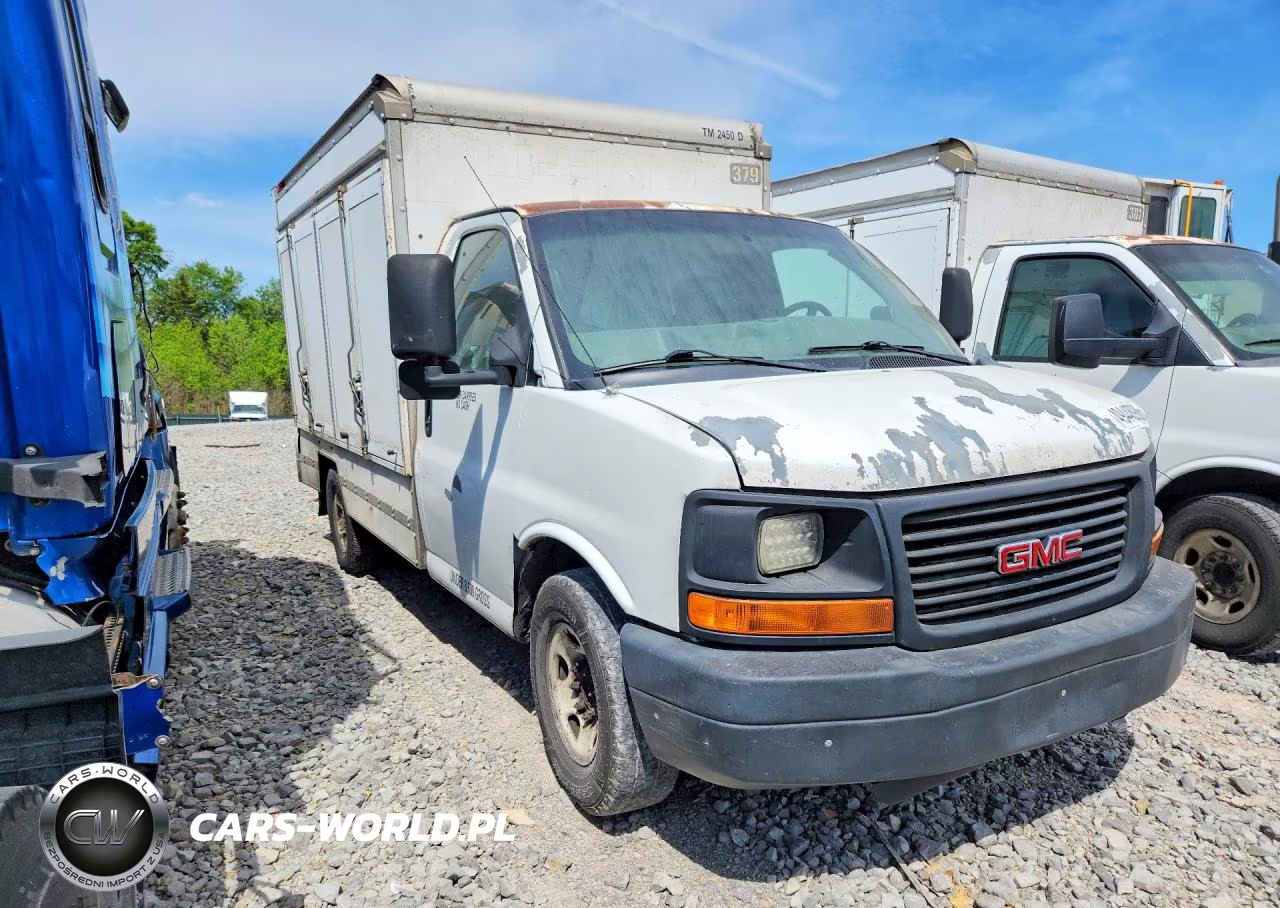 2010 GMC Savana Box Truck VIN:1GD1G2AAXA1903282 - 4