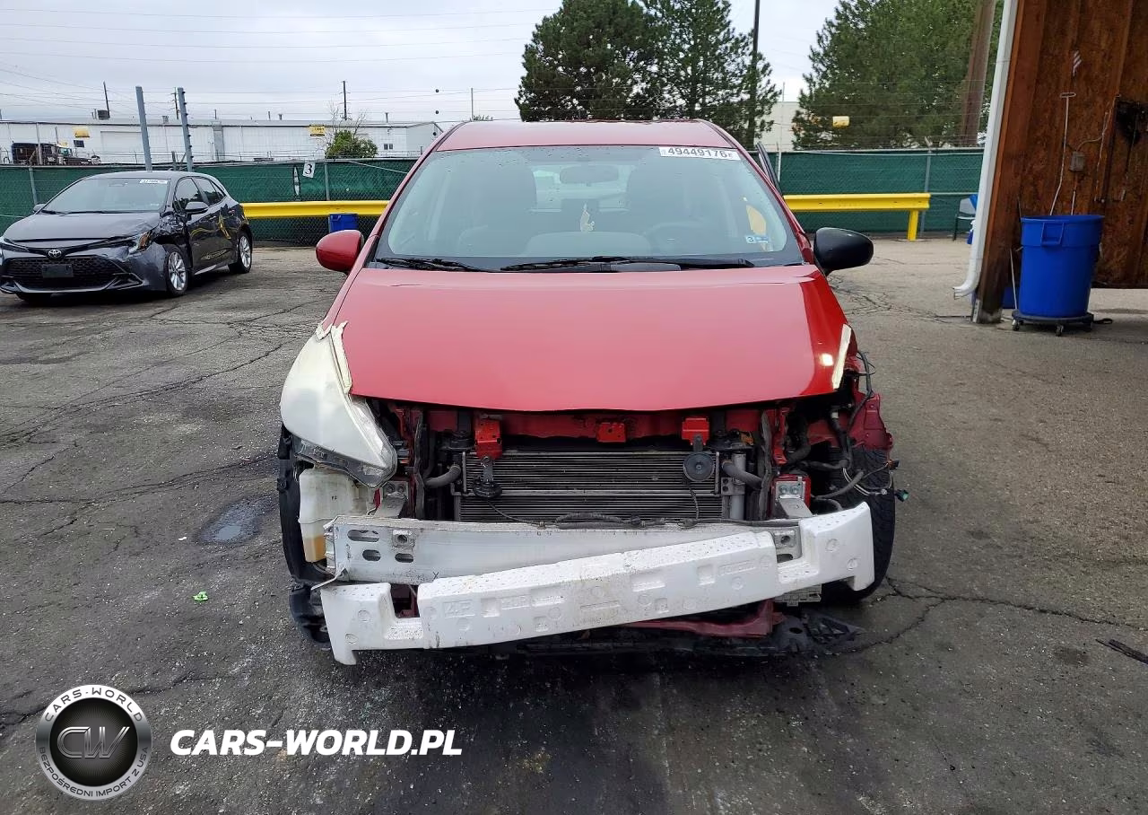 2012 Toyota Prius V Three VIN:JTDZN3EU8C3047396 - 5