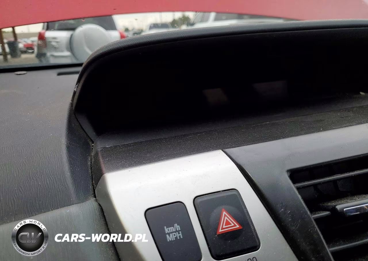 2012 Toyota Prius V Three VIN:JTDZN3EU8C3047396 - 9