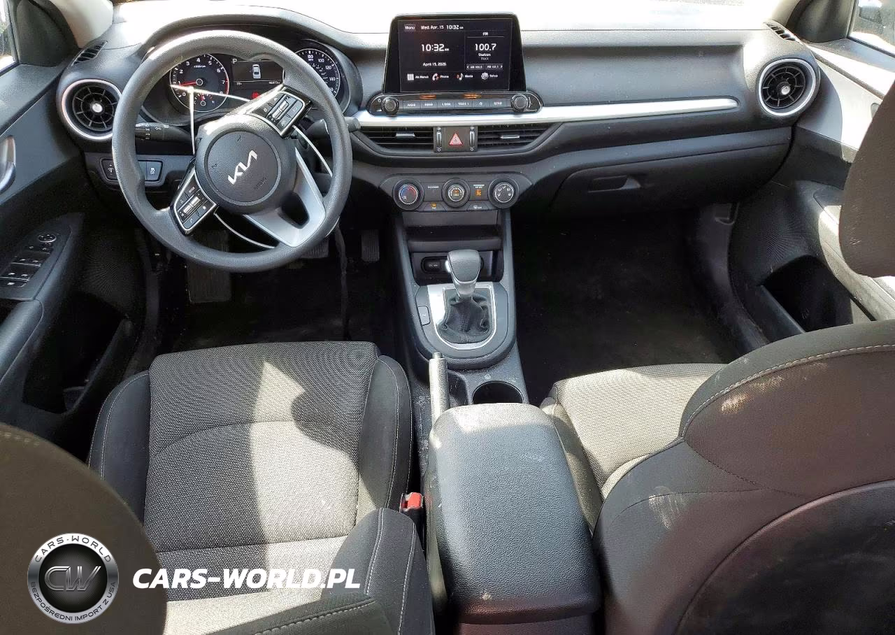 2023 Kia Forte Lxs VIN:3KPF24AD3PE551540 - 8