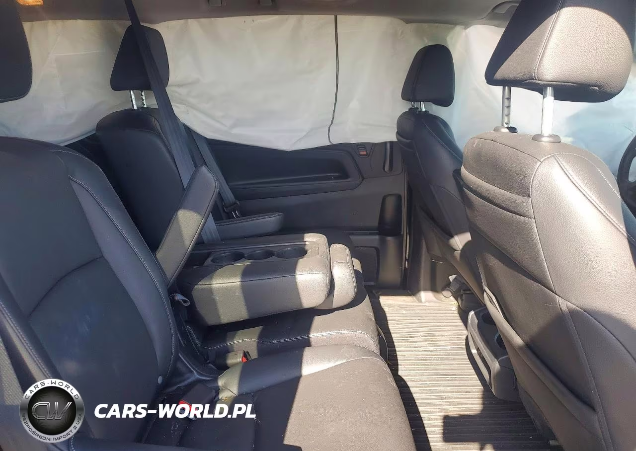 2023 Honda Odyssey Touring VIN:5FNRL6H84PB009405 - 10