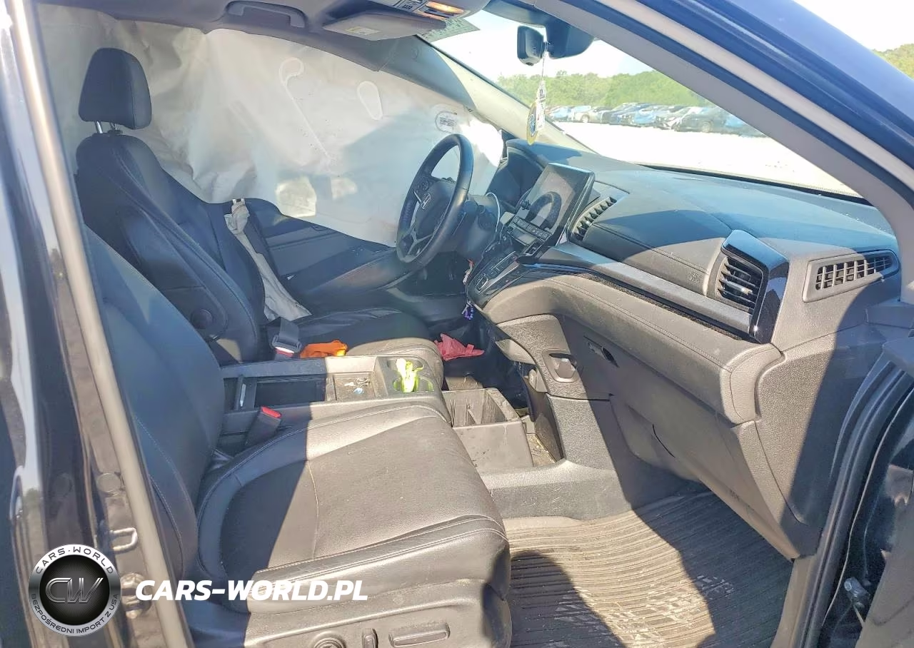 2023 Honda Odyssey Touring VIN:5FNRL6H84PB009405 - 7