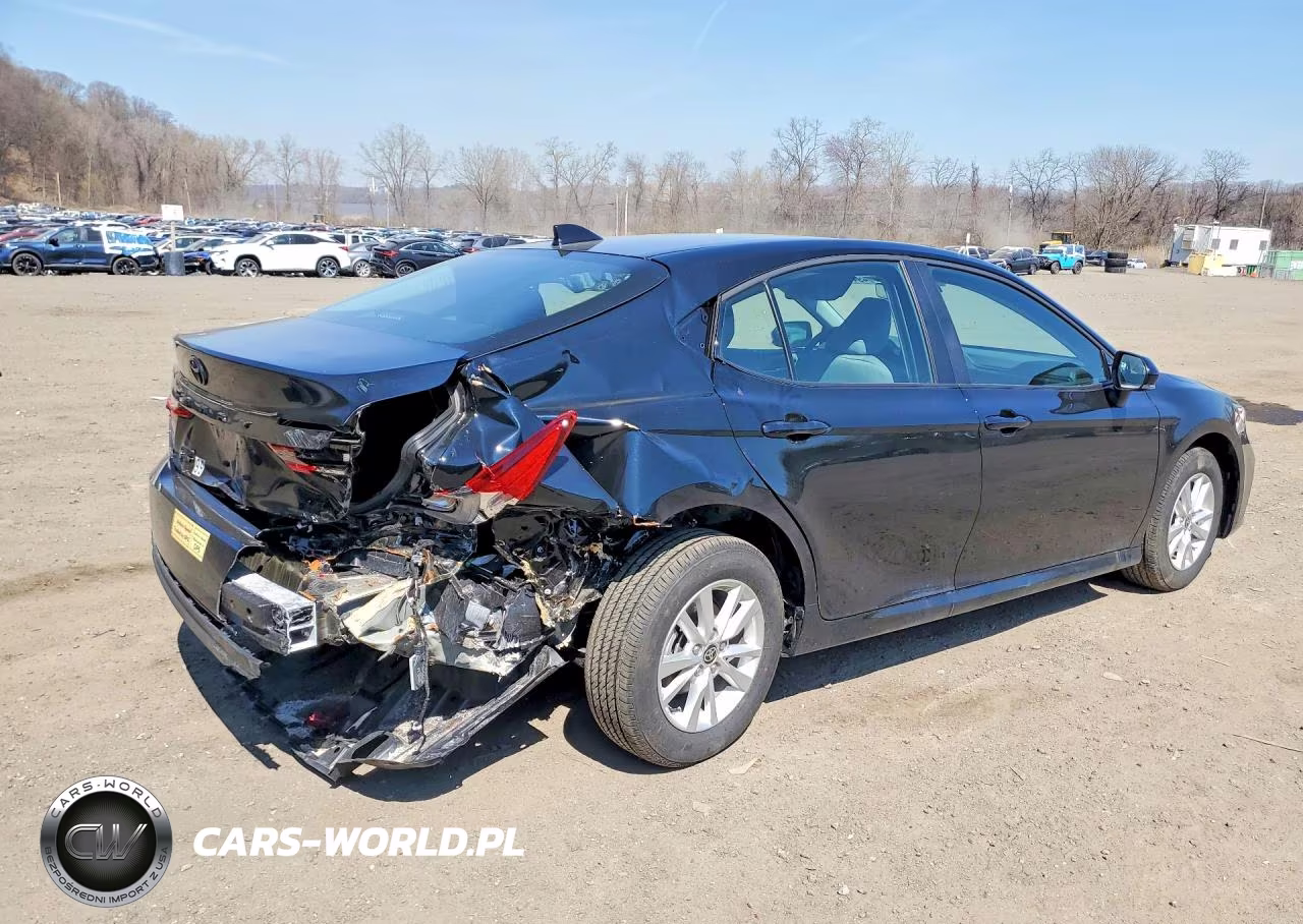 2025 Toyota Camry Le VIN:4T1DBADK8SU540880 - 3