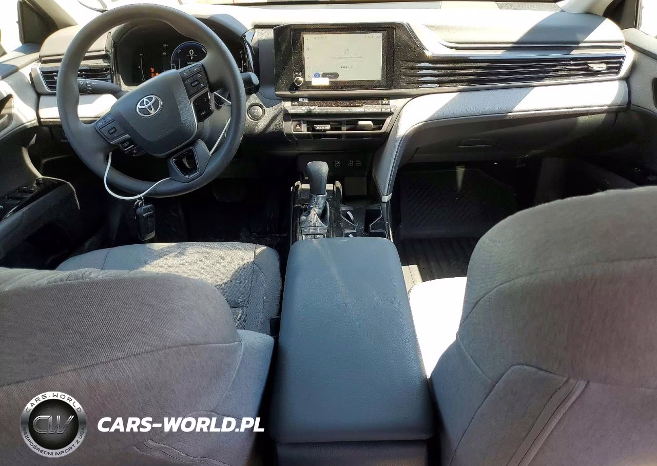 2025 Toyota Camry Le VIN:4T1DBADK8SU540880 - 8