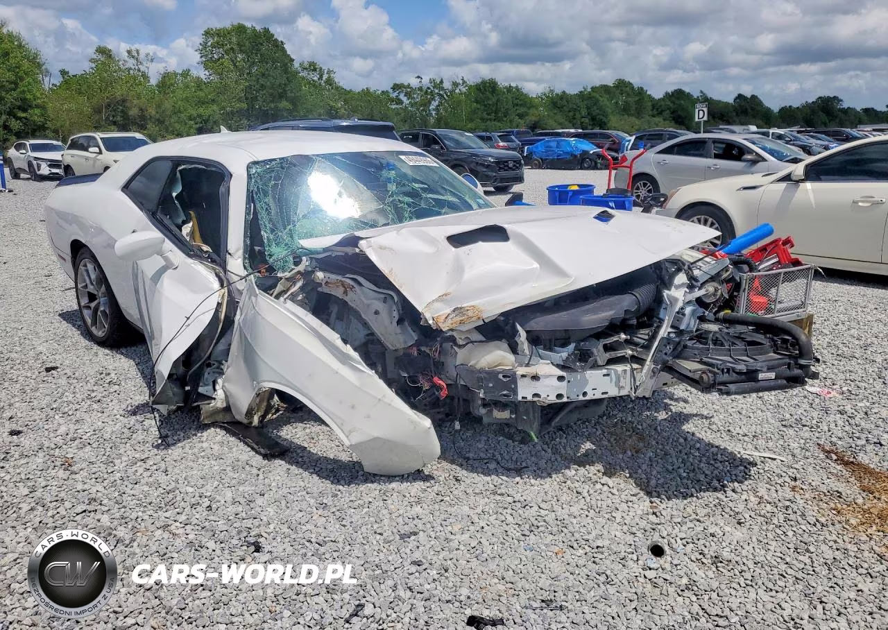 2021 Dodge Challenger Sxt VIN:2C3CDZAG7MH508036 - 4