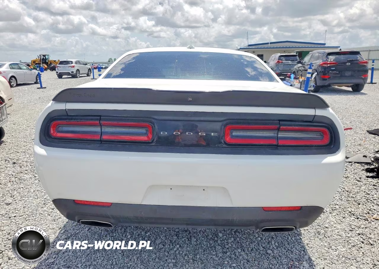 2021 Dodge Challenger Sxt VIN:2C3CDZAG7MH508036 - 6